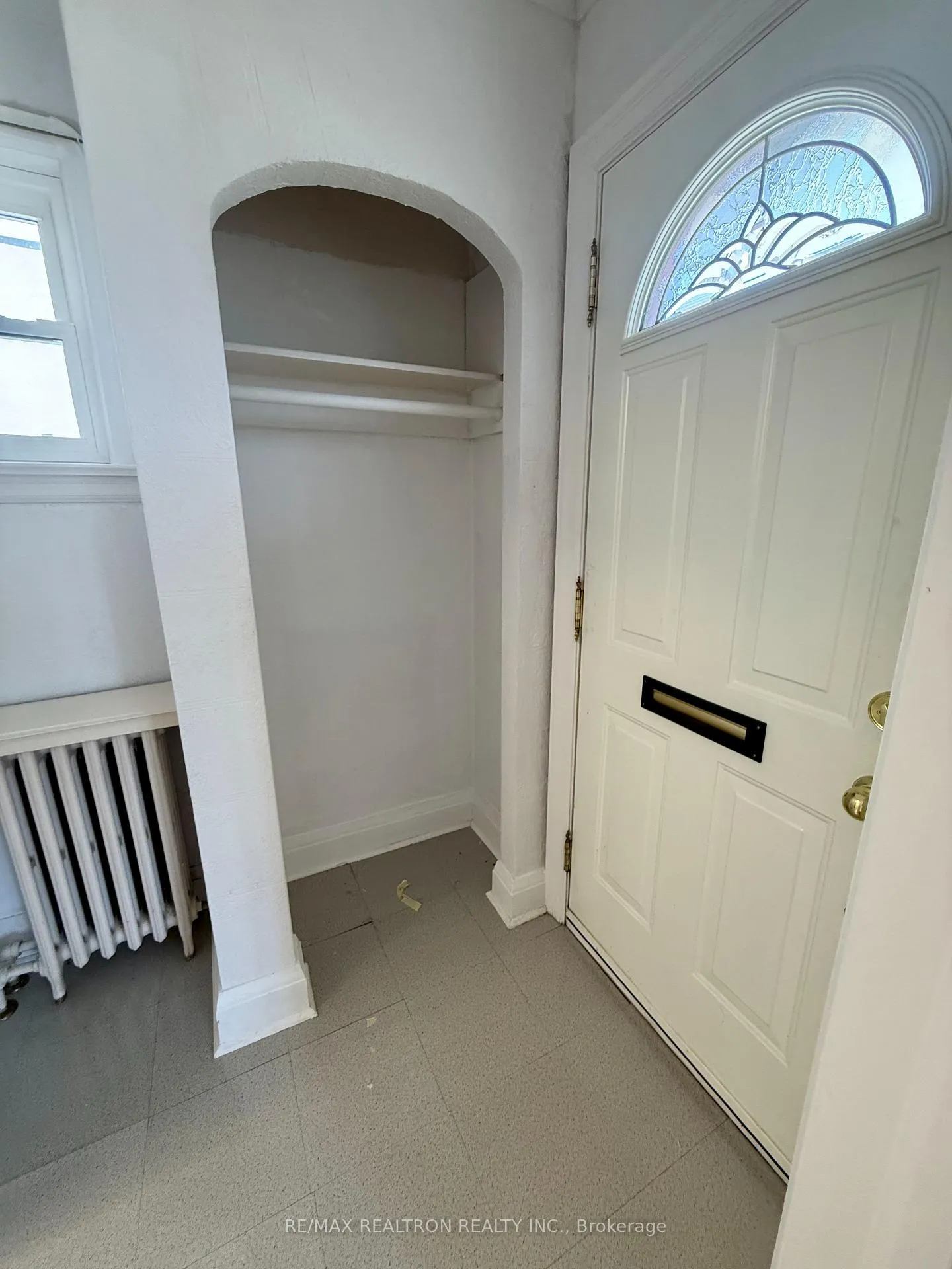 Photo 11 of 138 Glenwood Crescent, Toronto, O'Connor-Parkview — HOMEH
