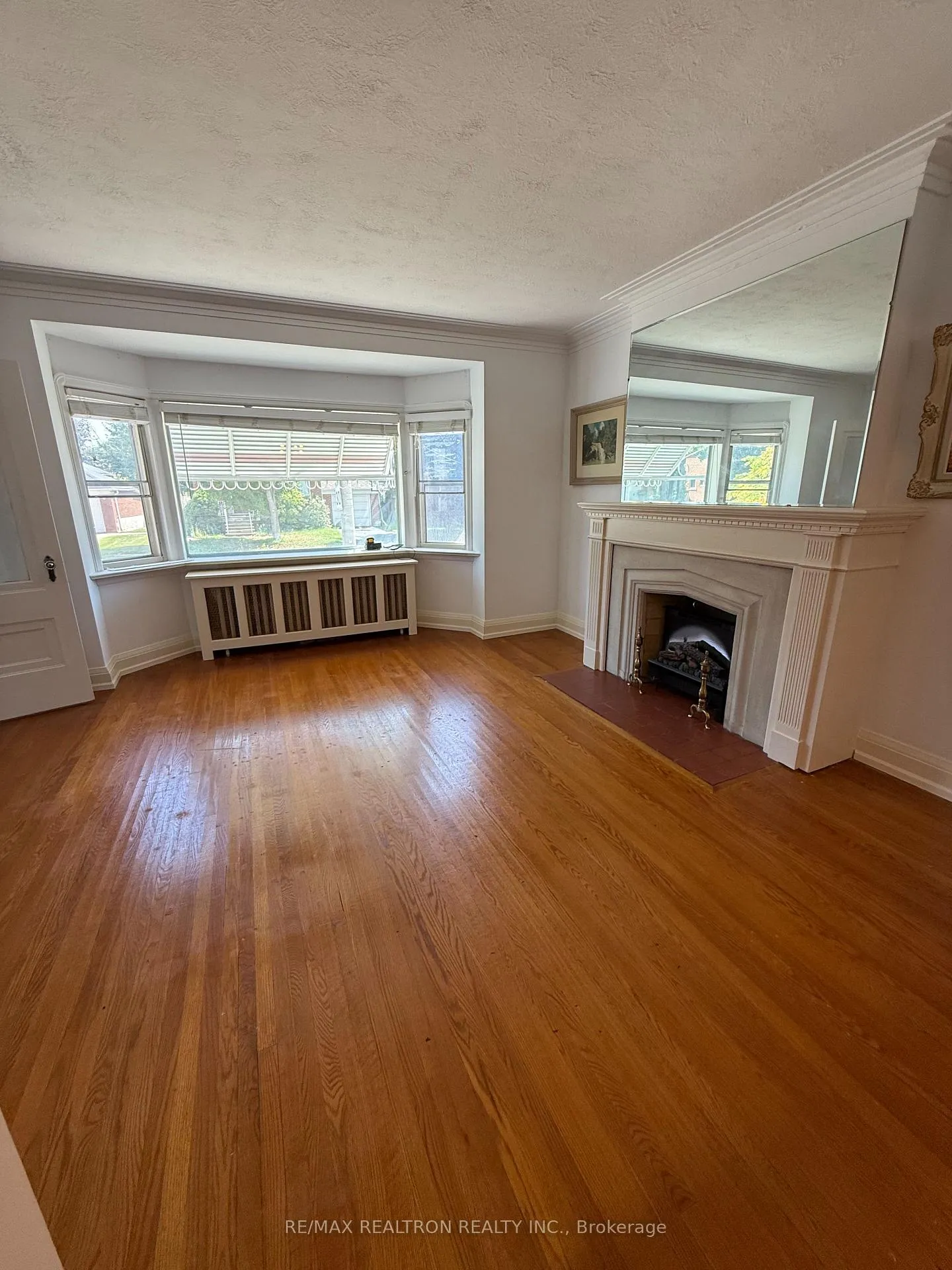 Photo 21 of 138 Glenwood Crescent, Toronto, O'Connor-Parkview — HOMEH