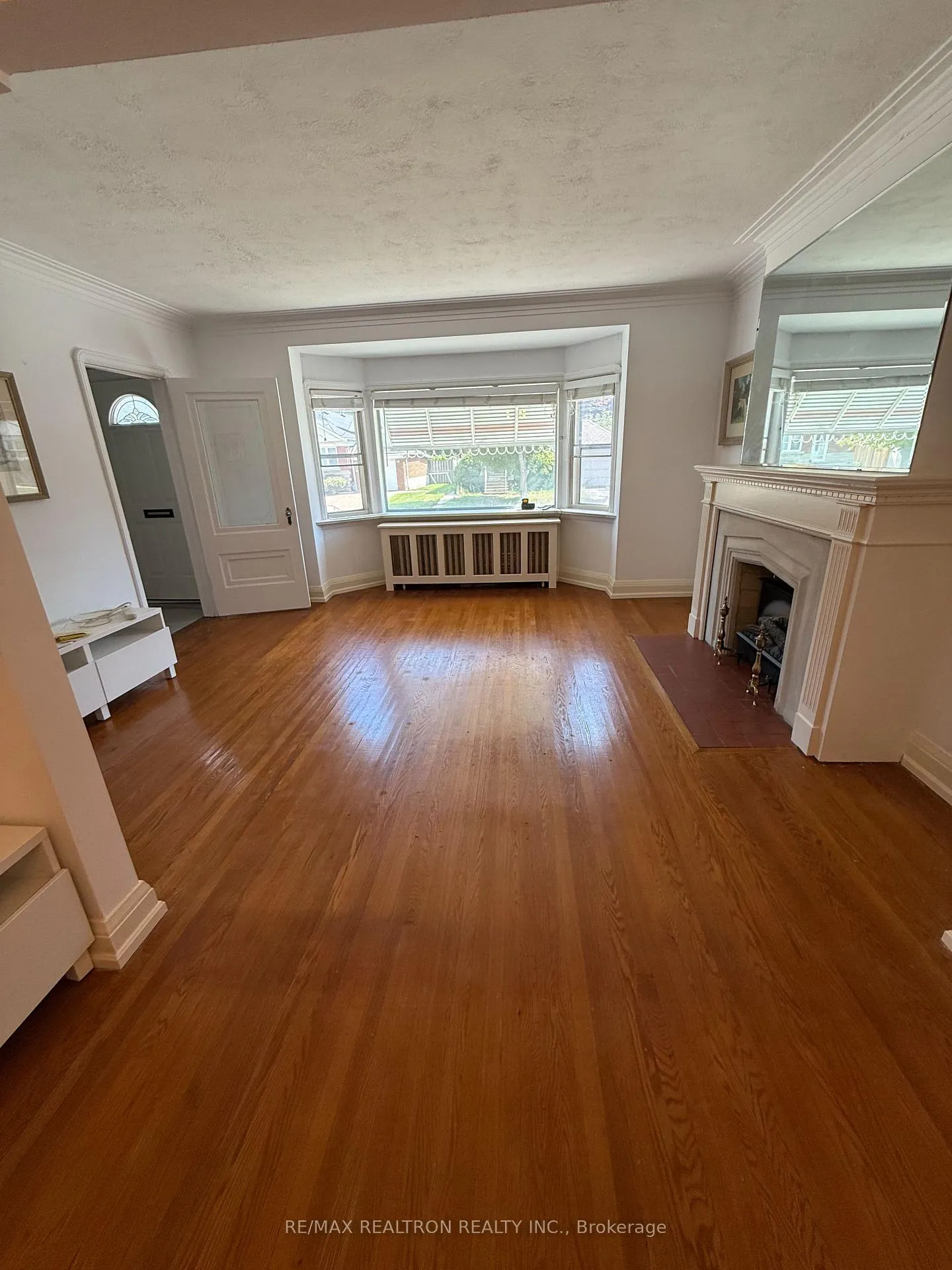 Photo 22 of 138 Glenwood Crescent, Toronto, O'Connor-Parkview — HOMEH