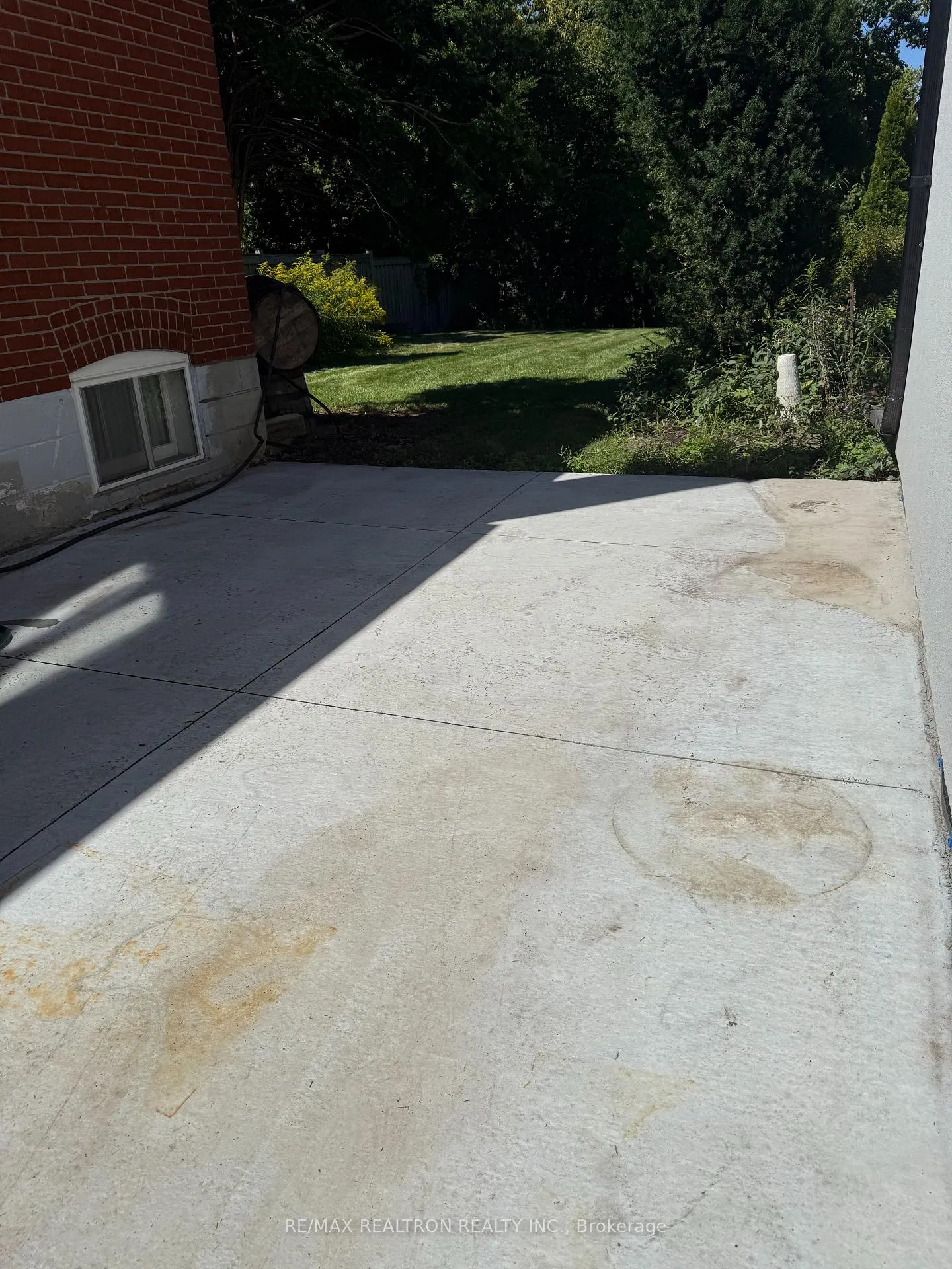 Photo 30 of 138 Glenwood Crescent, Toronto, O'Connor-Parkview — HOMEH