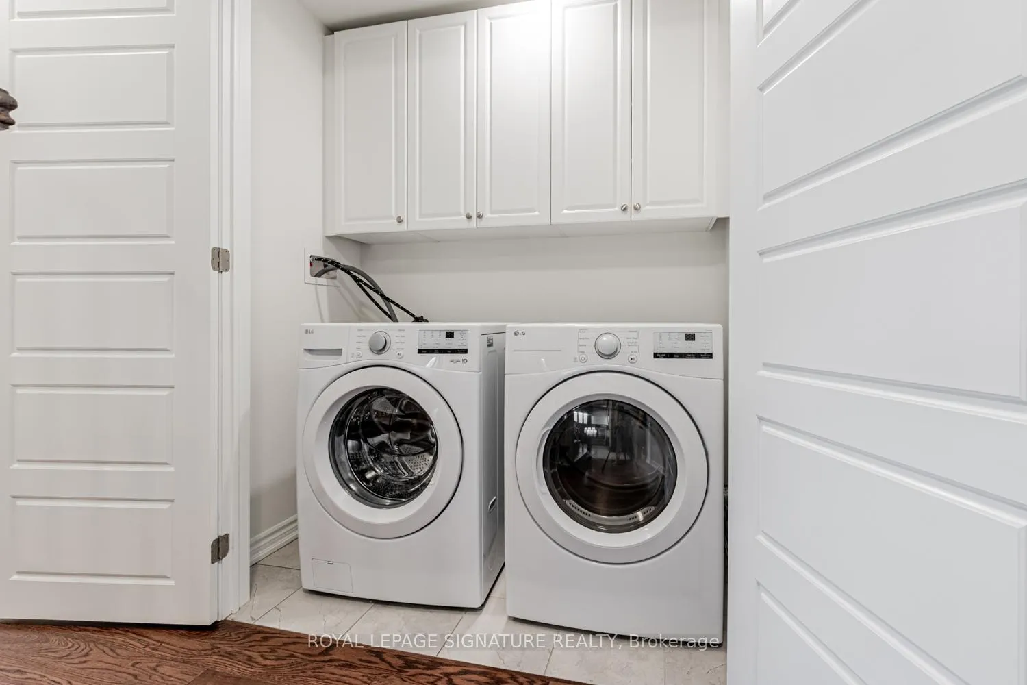 Photo 12 of 114 Thomas Frisby Jr Crescent, Markham, Victoria Square — HOMEH