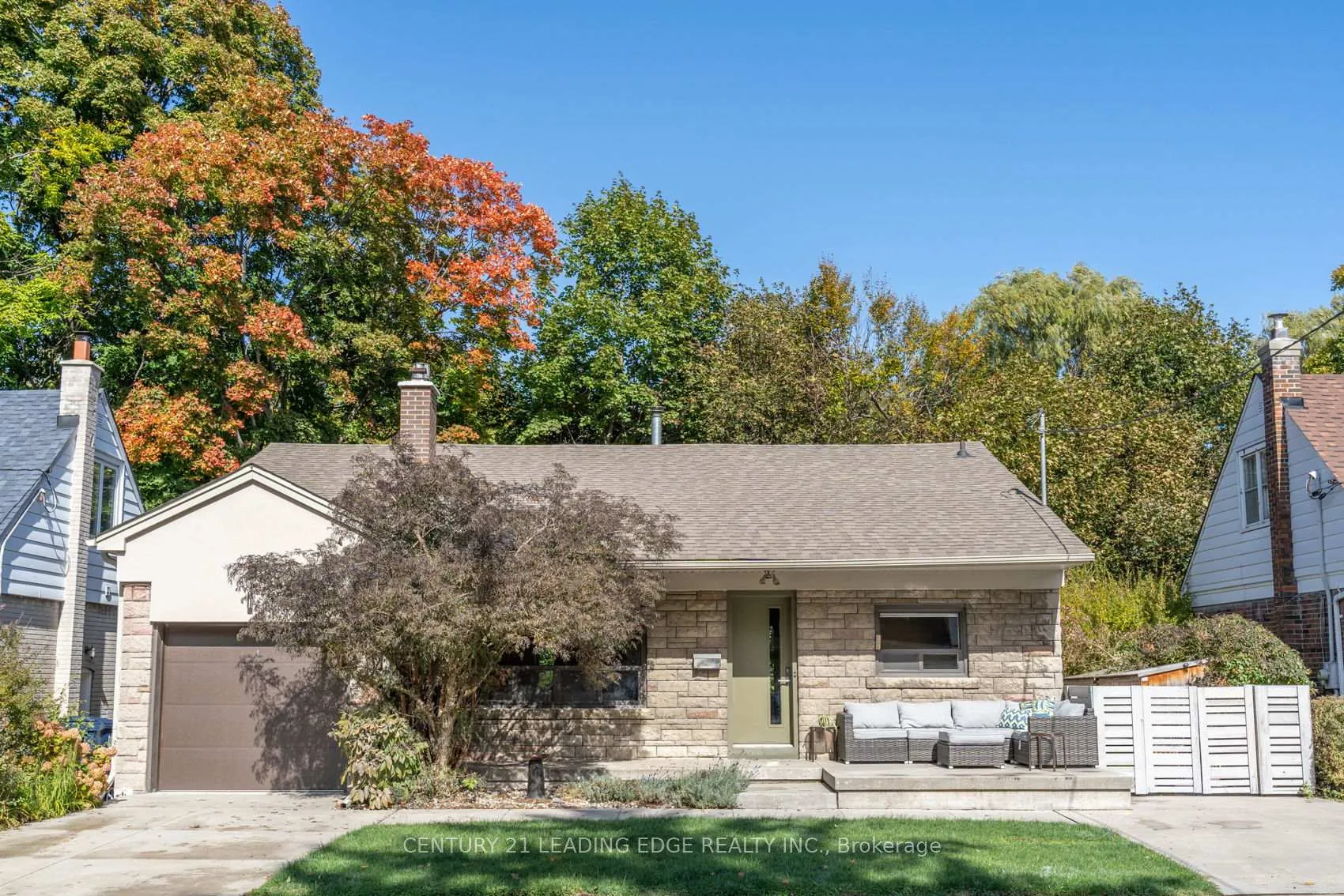 Photo 1 of 8 Glen Robert Drive, Toronto, O'Connor-Parkview — HOMEH