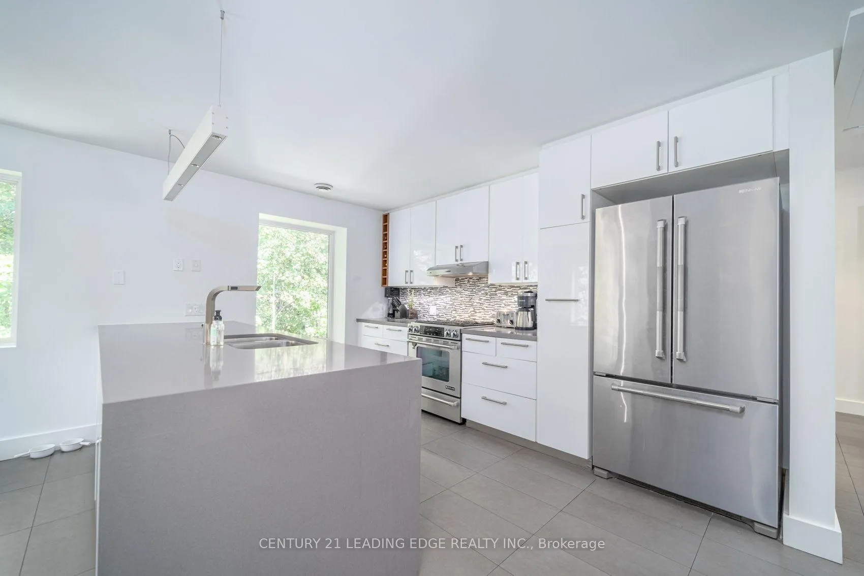 Photo 9 of 8 Glen Robert Drive, Toronto, O'Connor-Parkview — HOMEH