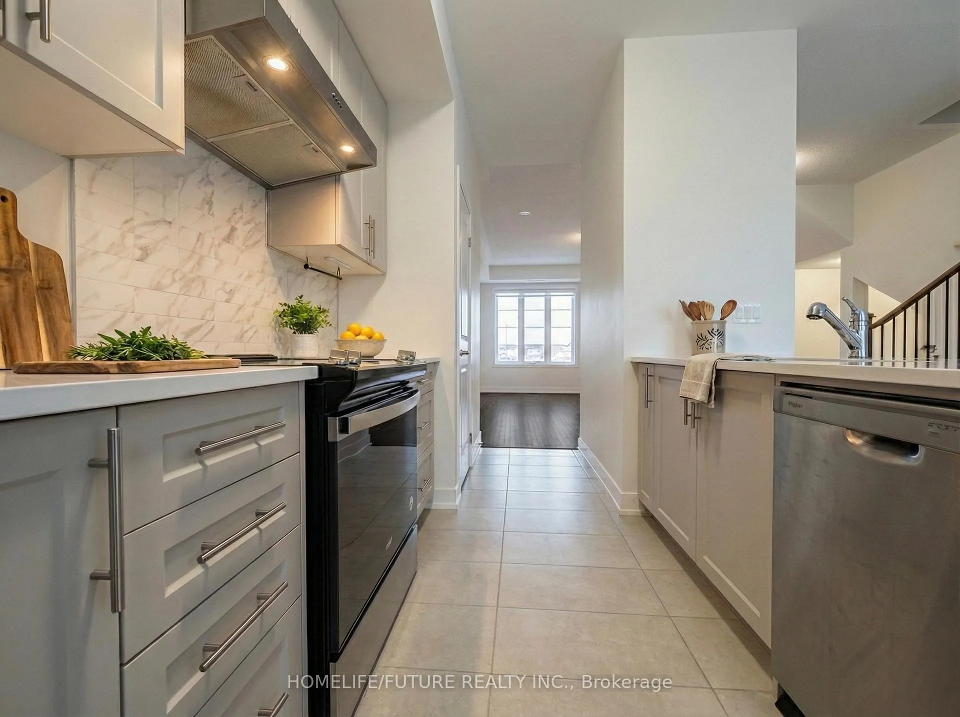 Photo 5 of 42 Morrison Crescent, Whitby, Rural Whitby — HOMEH