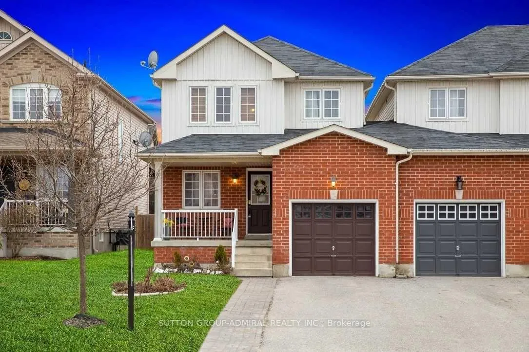 Photo 2 of 152 Stonemount Crescent, Essa, Angus — HOMEH