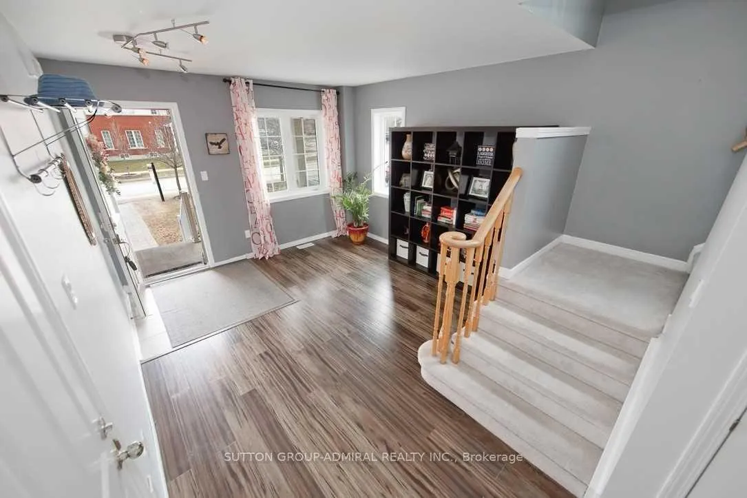 Photo 4 of 152 Stonemount Crescent, Essa, Angus — HOMEH