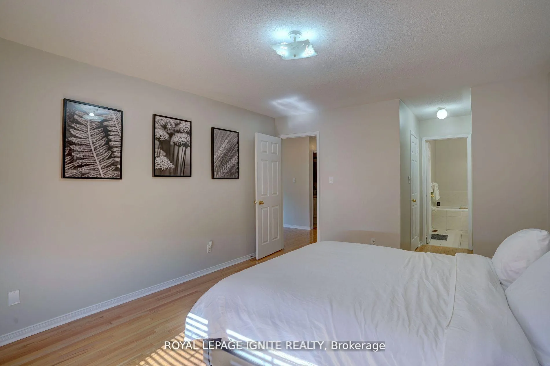 Photo 17 of 60 Haverhill Crescent, Whitby, Taunton North — HOMEH
