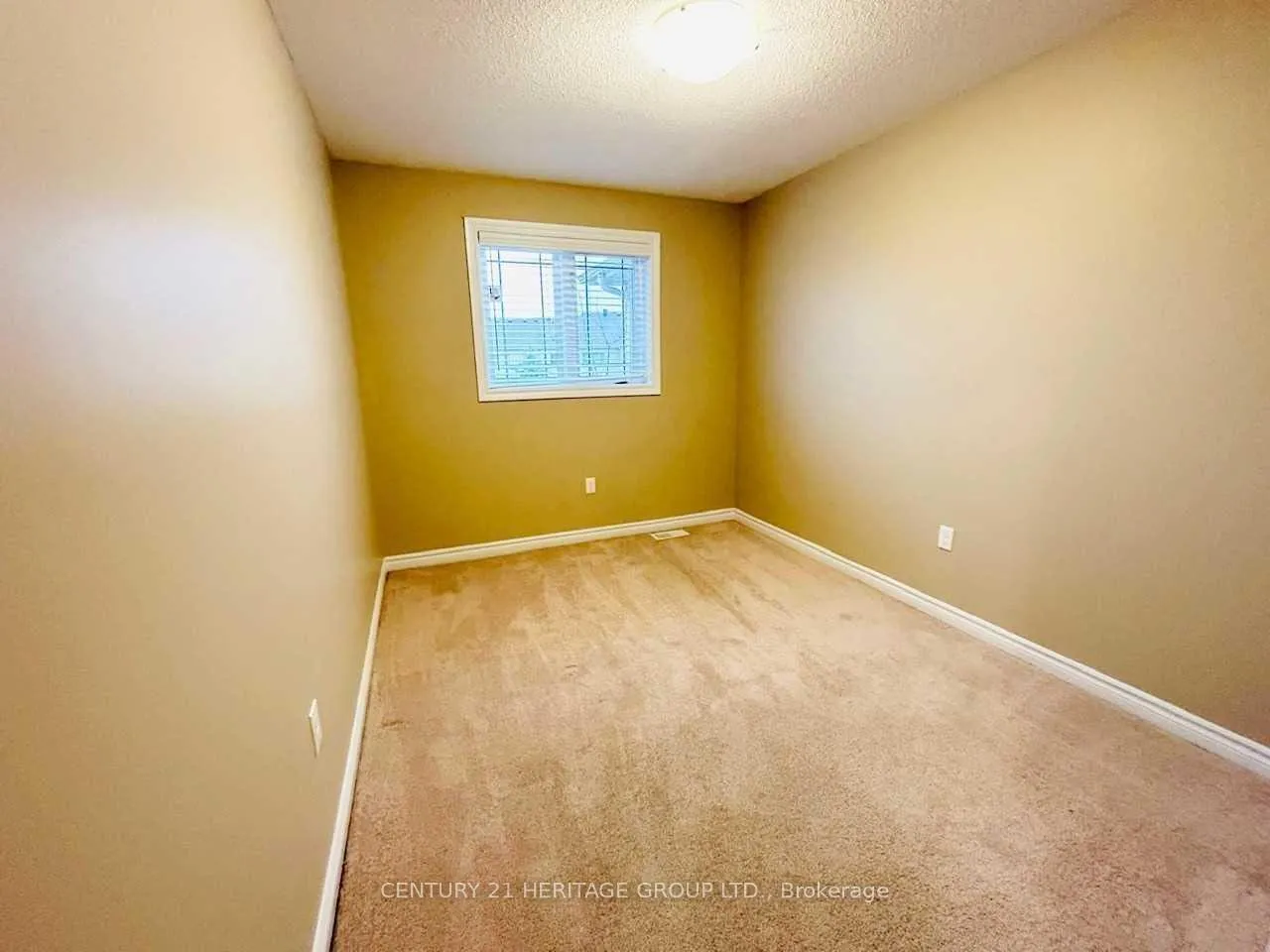 Photo 15 of 2 Southwoods Crescent, Barrie, Holly — HOMEH