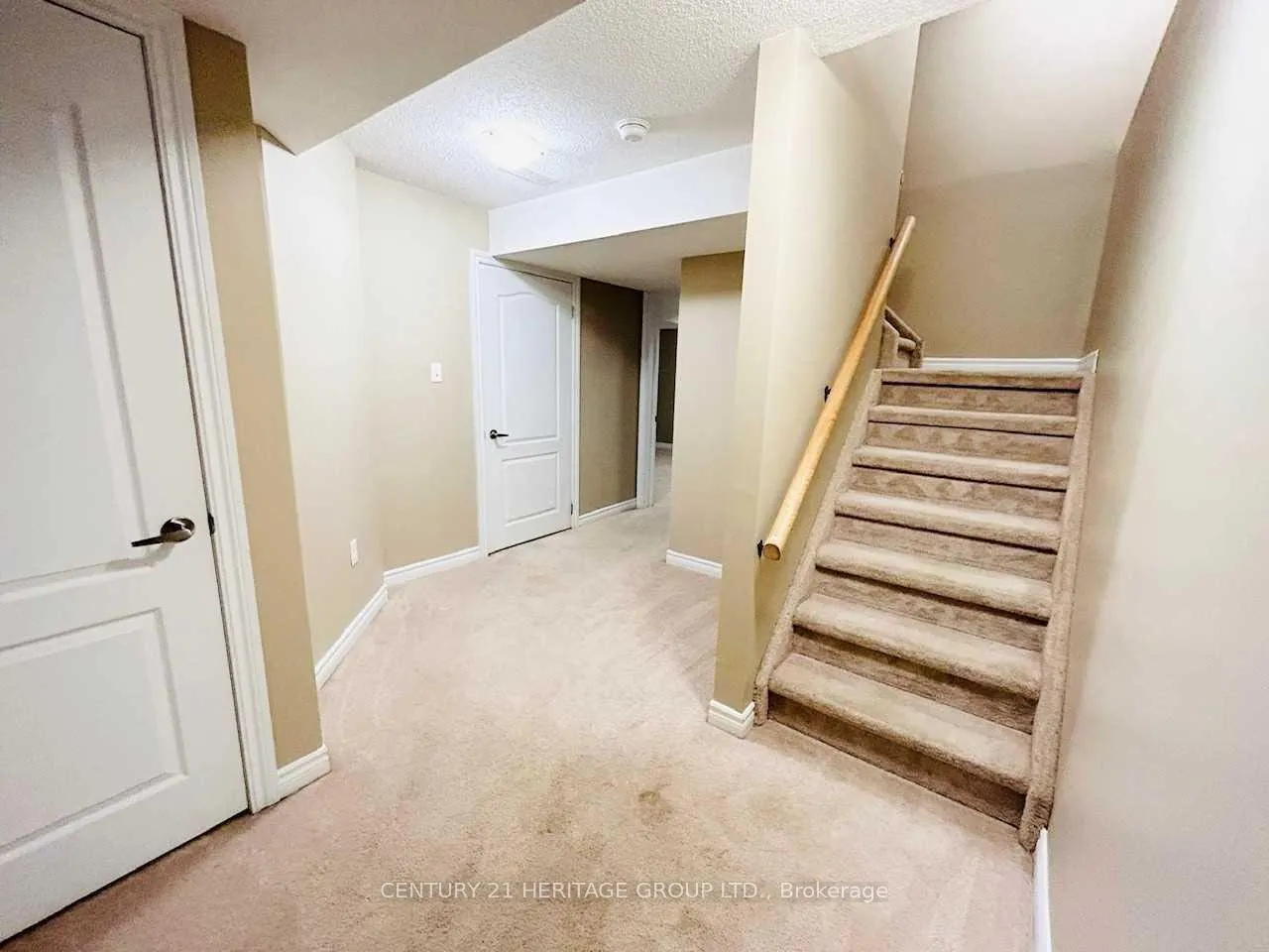 Photo 22 of 2 Southwoods Crescent, Barrie, Holly — HOMEH