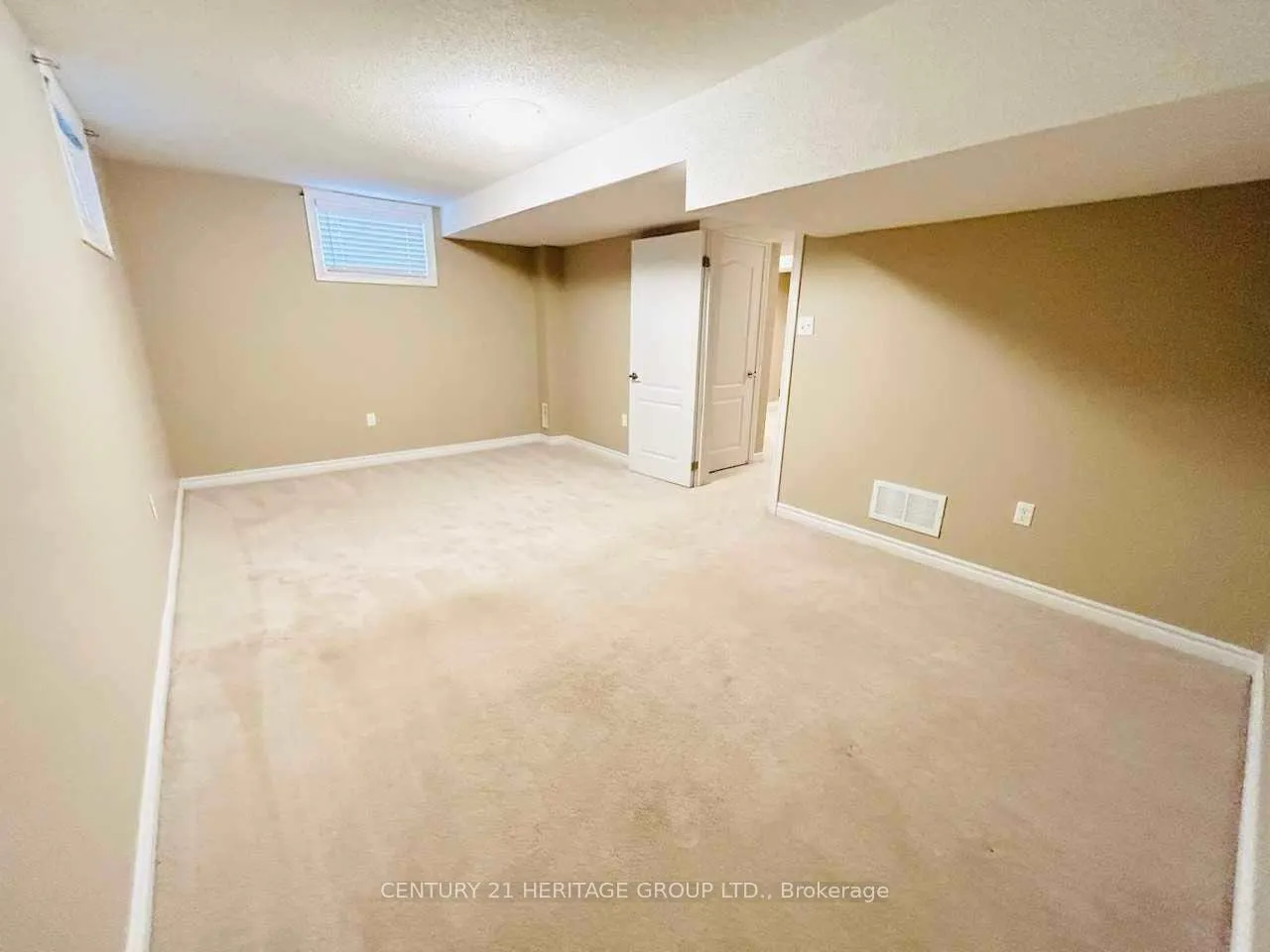 Photo 23 of 2 Southwoods Crescent, Barrie, Holly — HOMEH