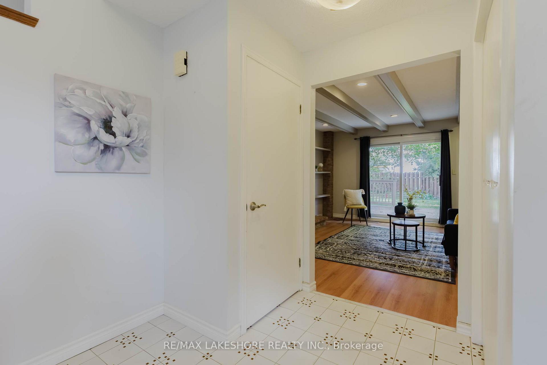 Photo 4 of 602 Mackechnie Crescent, Cobourg — HOMEH