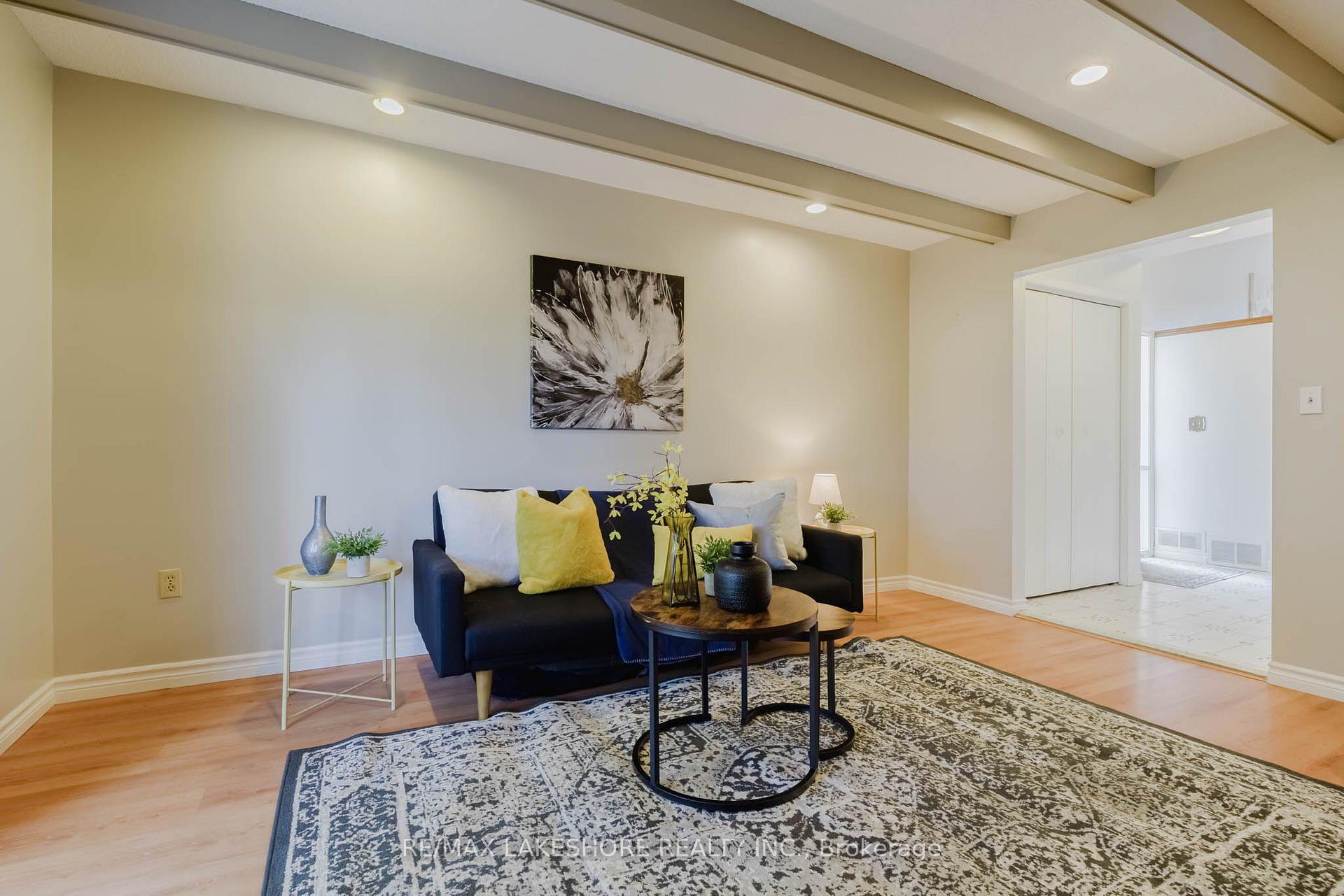 Photo 8 of 602 Mackechnie Crescent, Cobourg — HOMEH