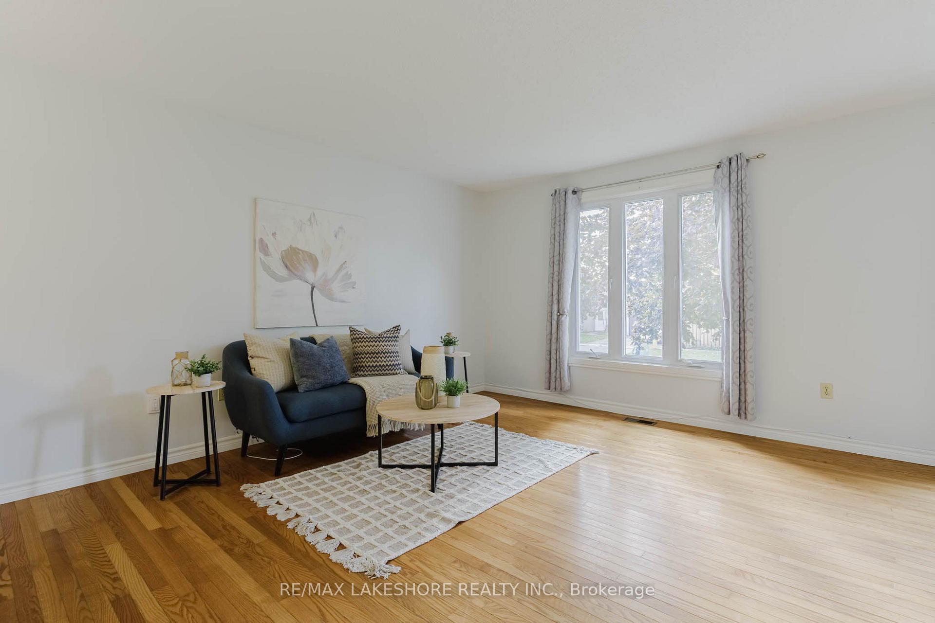 Photo 10 of 602 Mackechnie Crescent, Cobourg — HOMEH