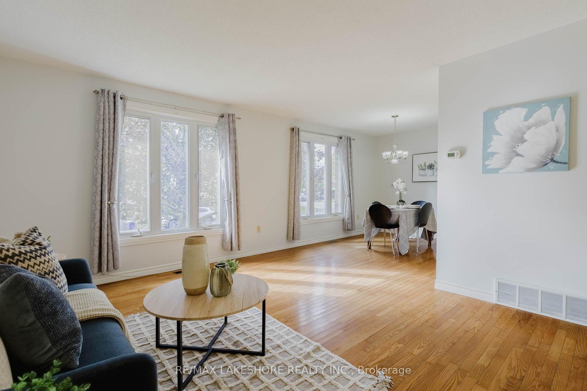 Photo 12 of 602 Mackechnie Crescent, Cobourg — HOMEH