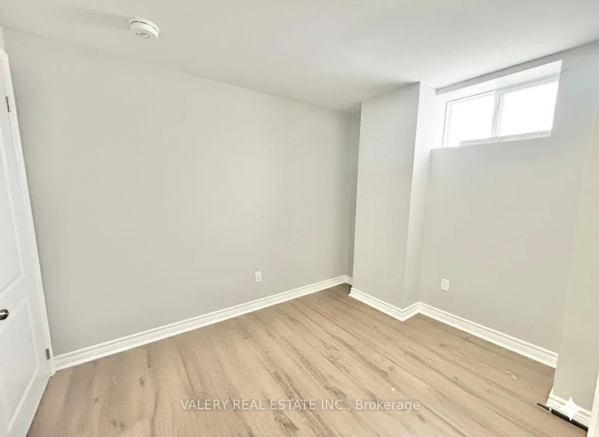 Photo 112 of 265 West 2nd Street, Hamilton, Bonnington — HOMEH