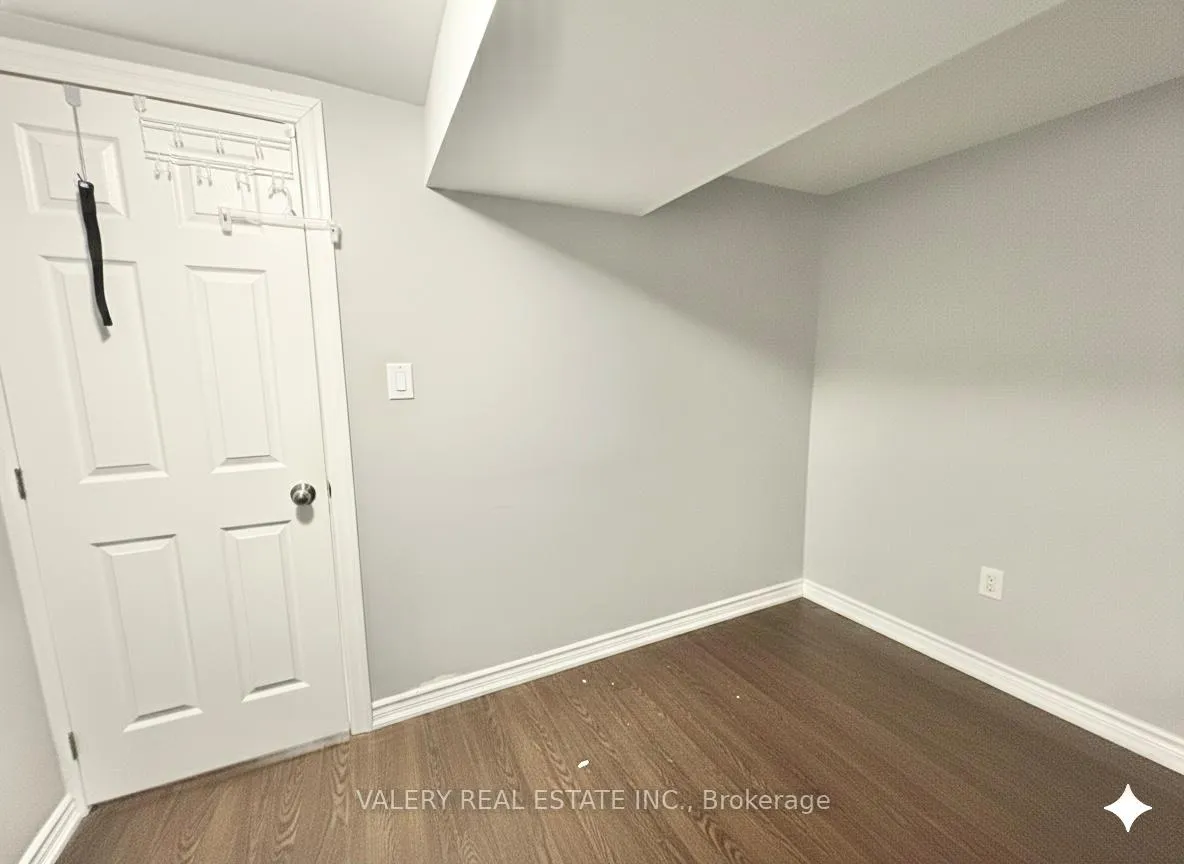 Photo 134 of 265 West 2nd Street, Hamilton, Bonnington — HOMEH