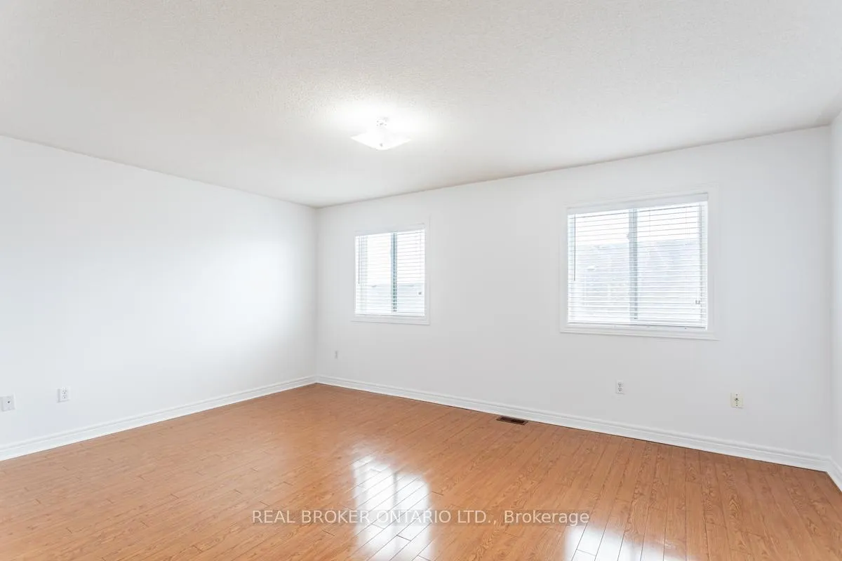 Photo 13 of 120 Boom Road, Vaughan, Vellore Village — HOMEH