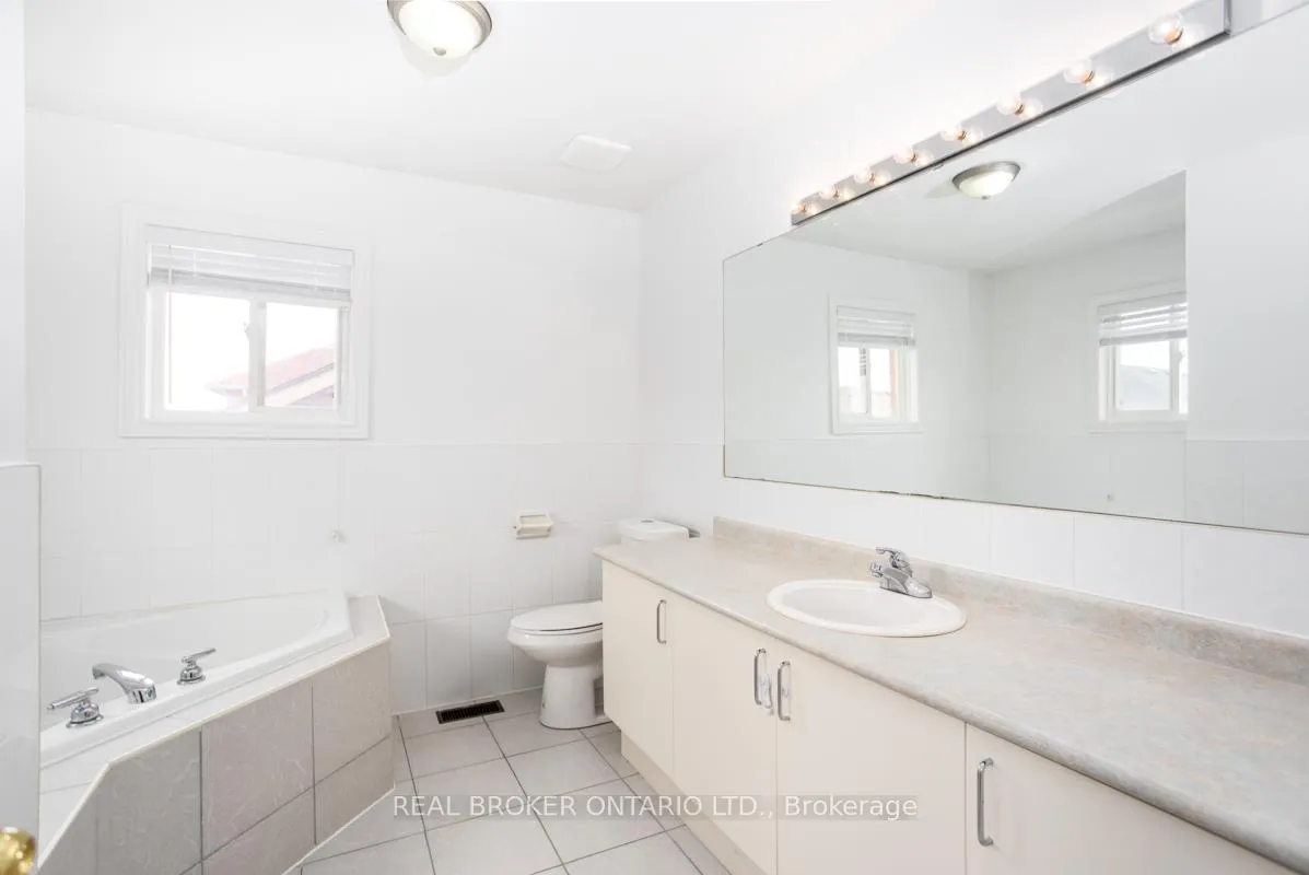 Photo 15 of 120 Boom Road, Vaughan, Vellore Village — HOMEH