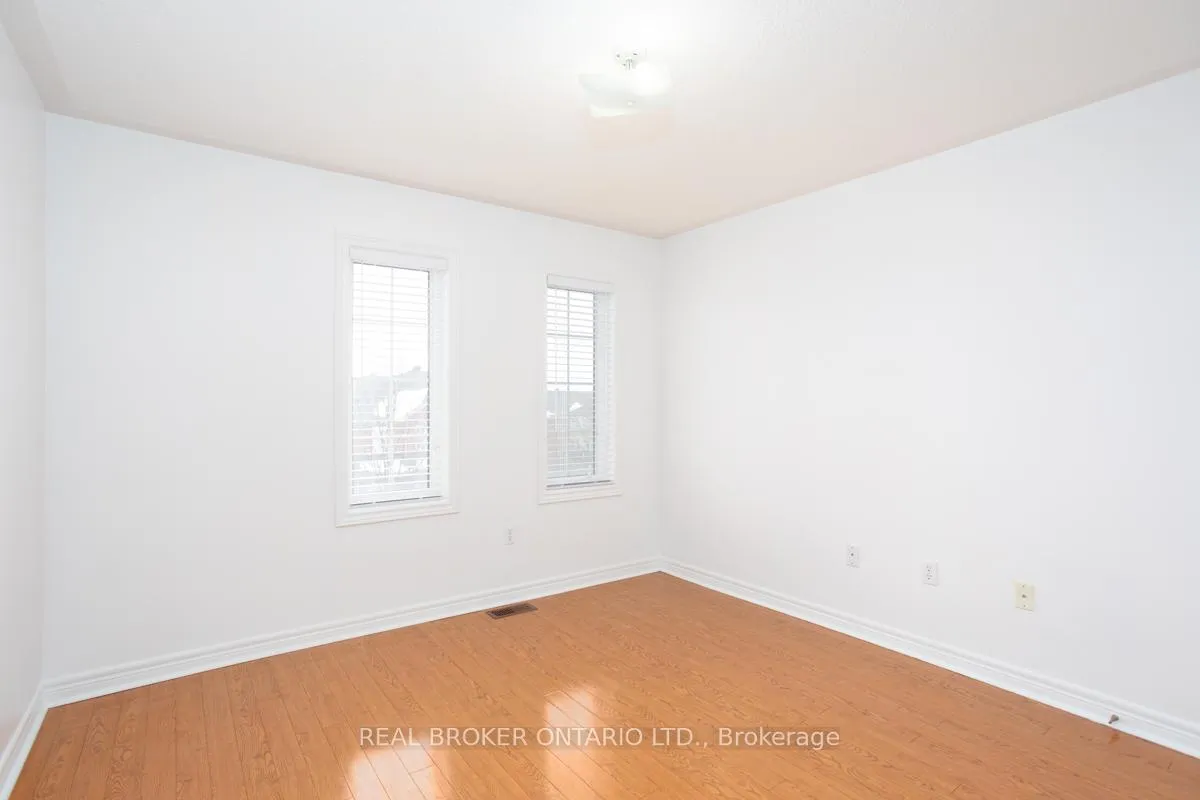Photo 16 of 120 Boom Road, Vaughan, Vellore Village — HOMEH