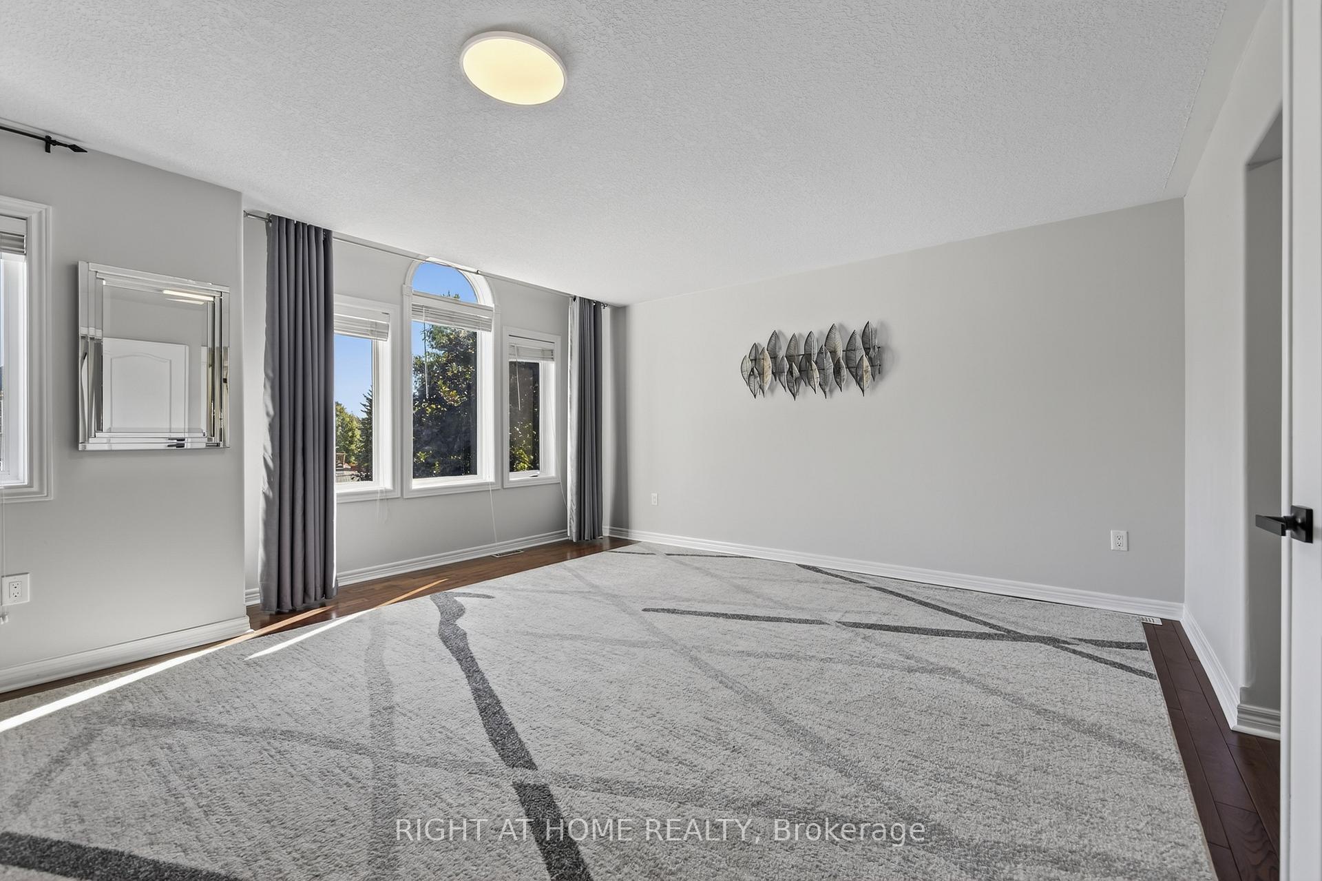 Photo 31 of 72 Birkhall Place, Barrie, Innis-Shore — HOMEH