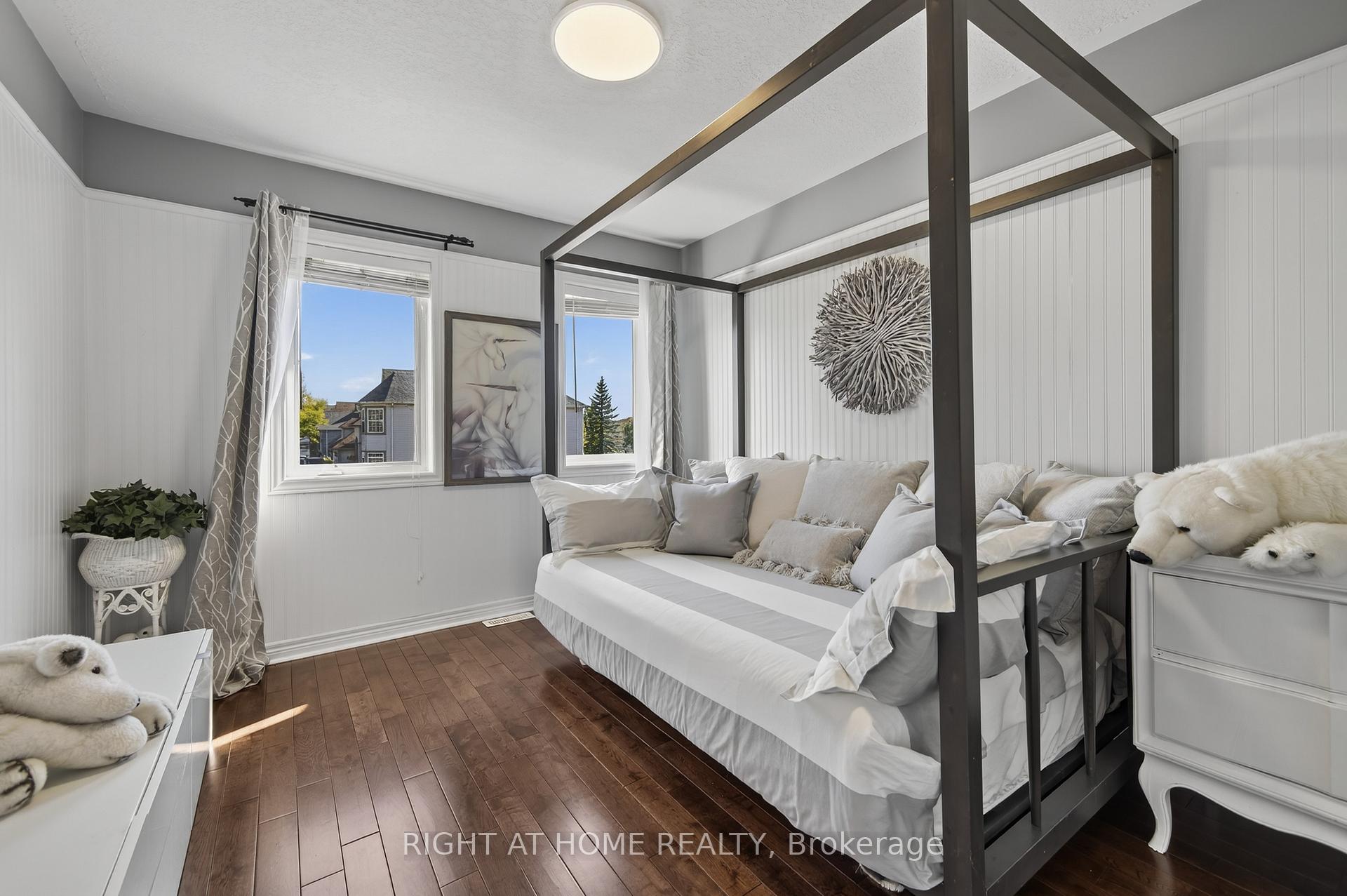 Photo 35 of 72 Birkhall Place, Barrie, Innis-Shore — HOMEH