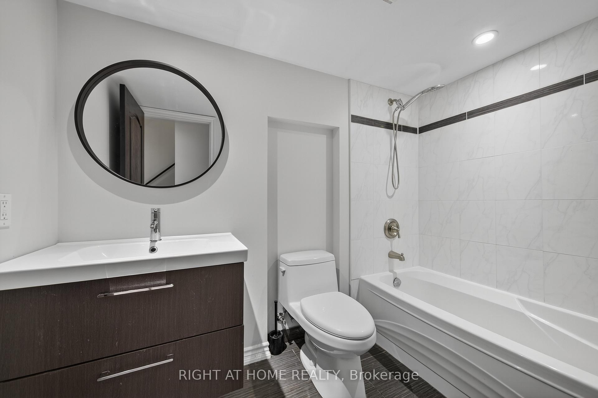 Photo 44 of 72 Birkhall Place, Barrie, Innis-Shore — HOMEH