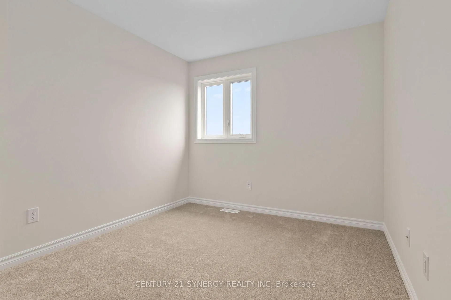 Photo 10 of 405 Ventoux Avenue, Ottawa, Notting Hill/Summerside — HOMEH
