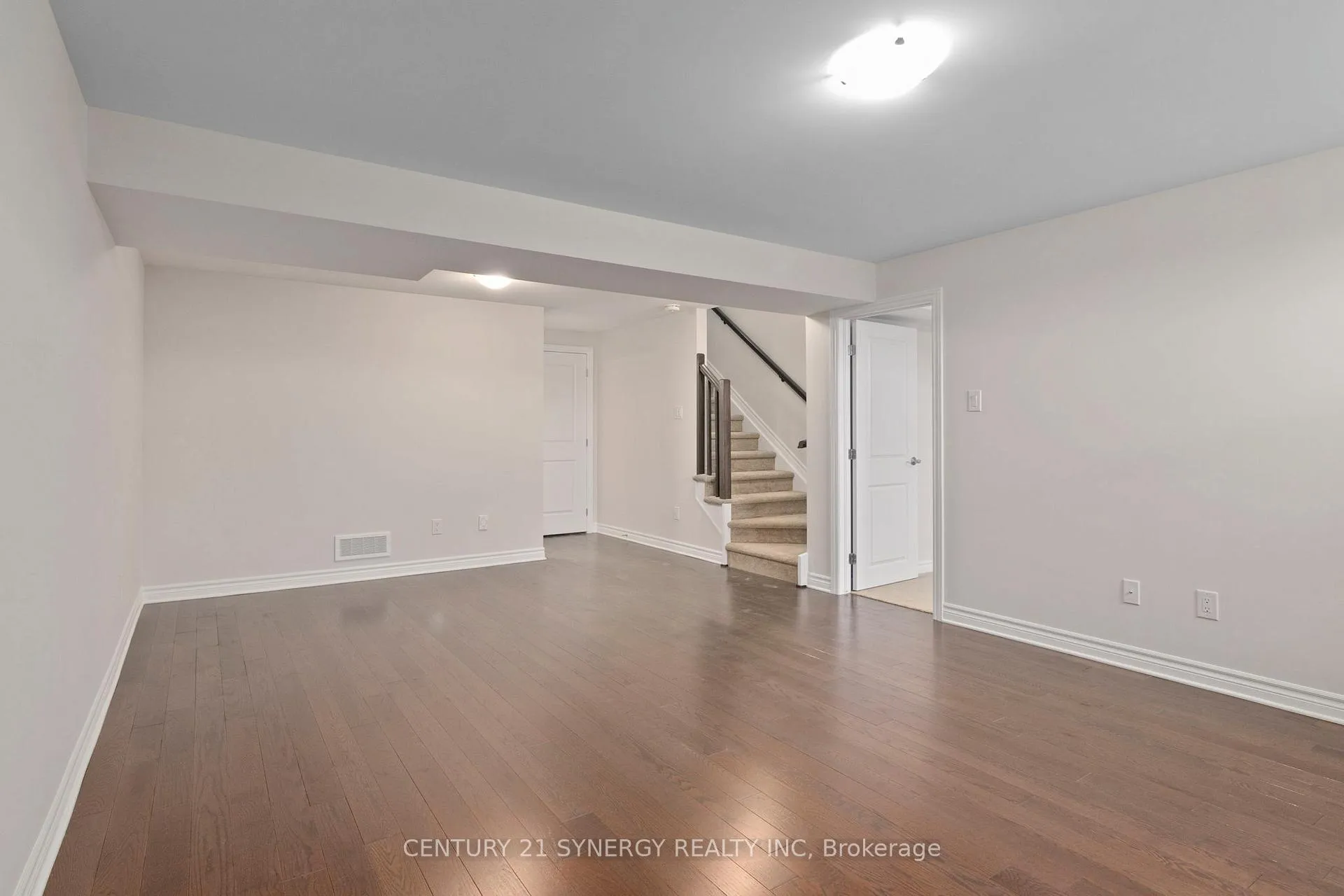 Photo 15 of 405 Ventoux Avenue, Ottawa, Notting Hill/Summerside — HOMEH