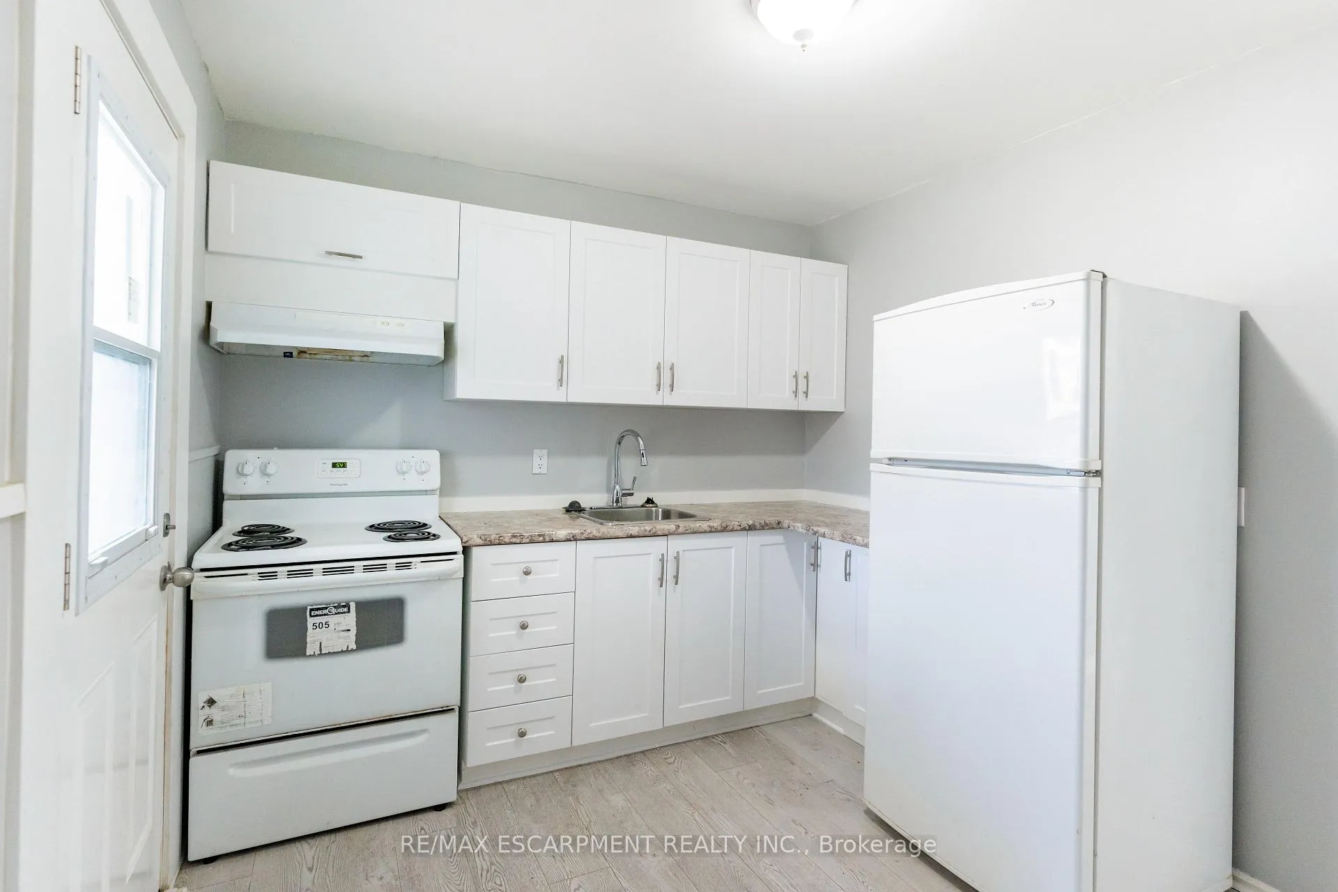 Photo 14 of 289 Roxborough Avenue N, Hamilton, Crown Point — HOMEH