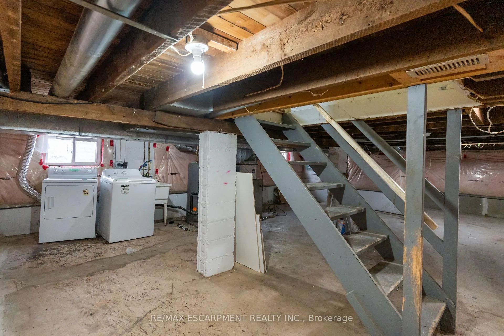 Photo 29 of 289 Roxborough Avenue N, Hamilton, Crown Point — HOMEH