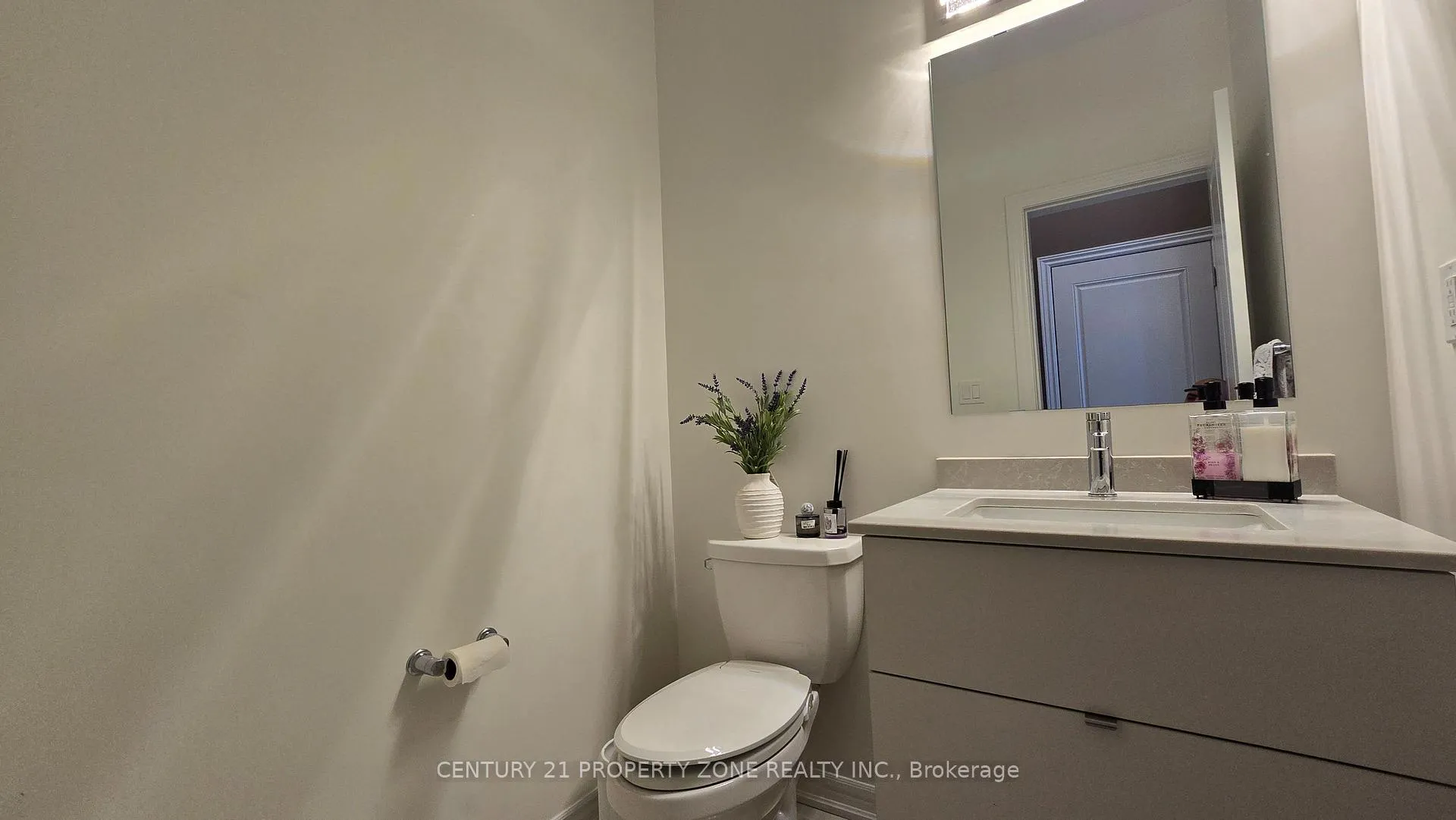 Photo 10 of 573 Celandine Terrace, Milton, Walker — HOMEH
