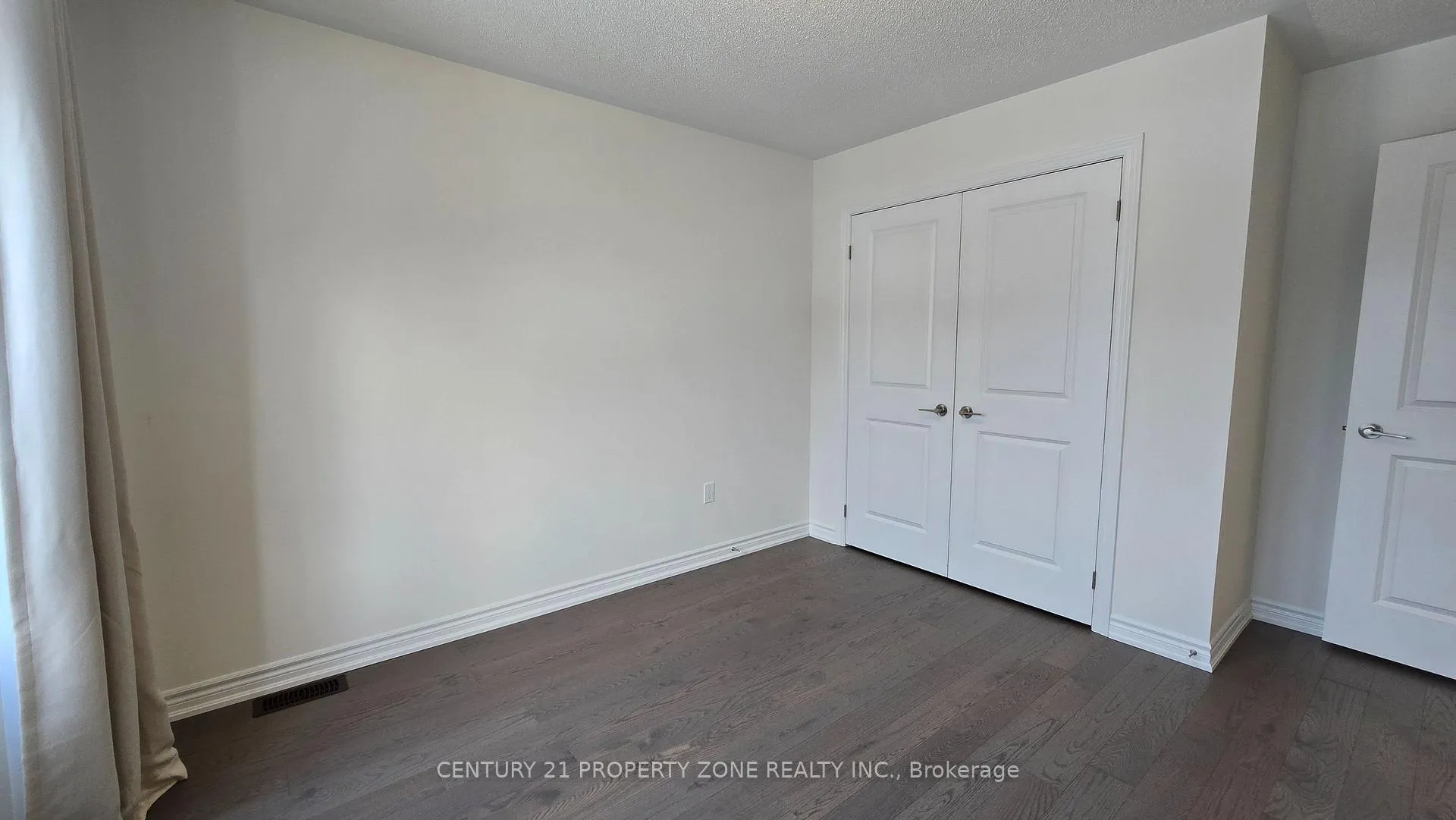 Photo 26 of 573 Celandine Terrace, Milton, Walker — HOMEH