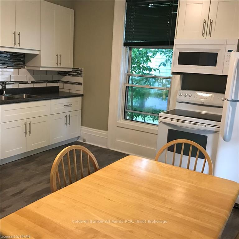 Photo 10 of 116 Quebec Street, Goderich, Goderich (Town) — HOMEH