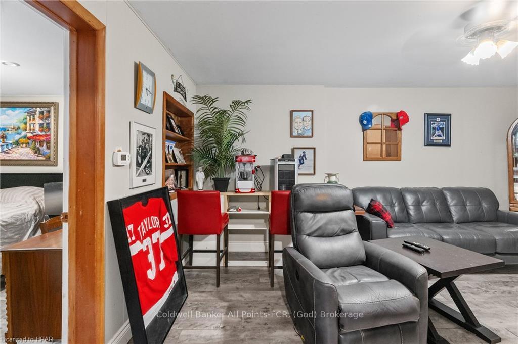 Photo 21 of 116 Quebec Street, Goderich, Goderich (Town) — HOMEH