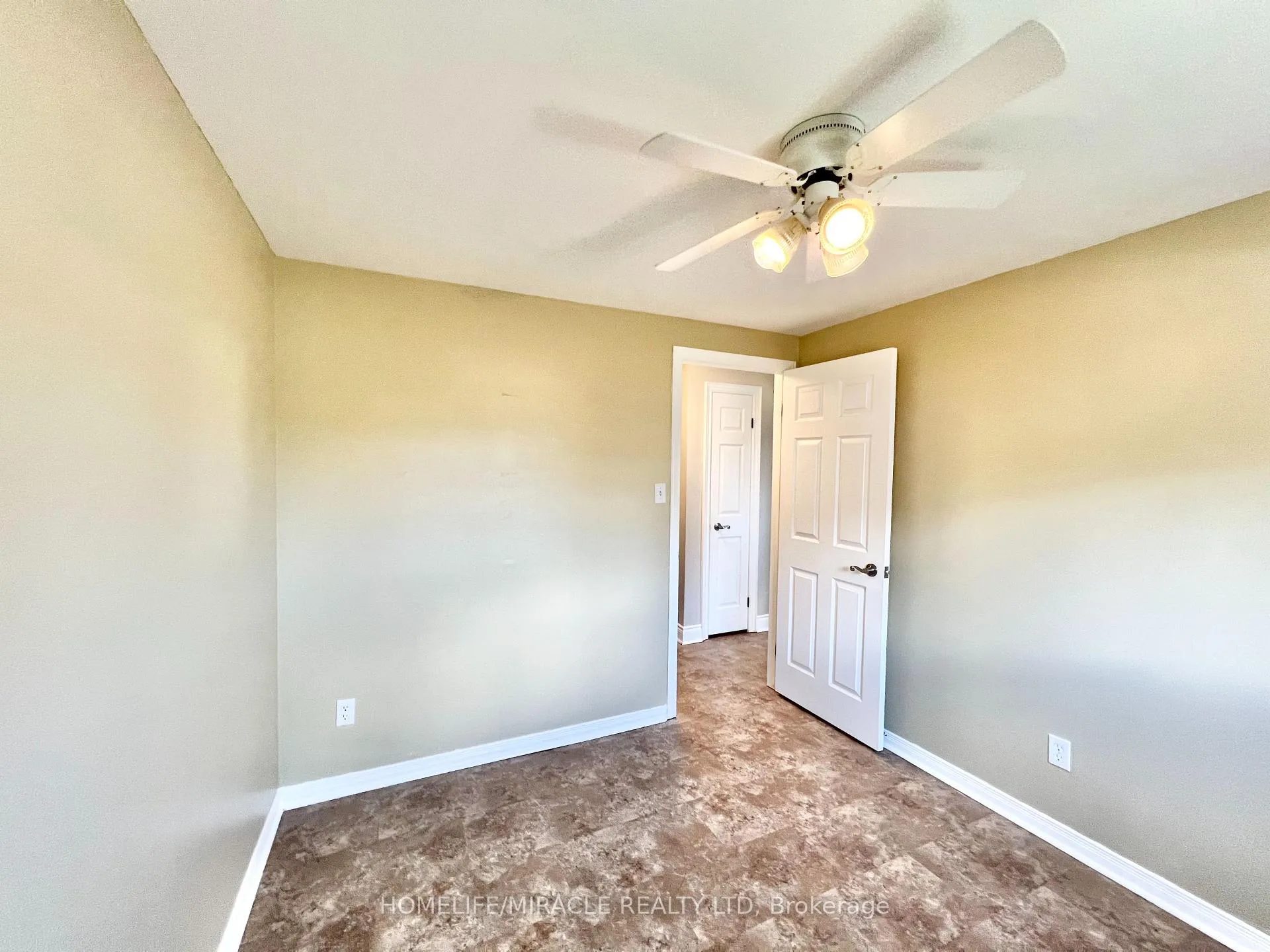 Photo 13 of Unit 1, 336 Rolling Meadows Drive, Kitchener — HOMEH