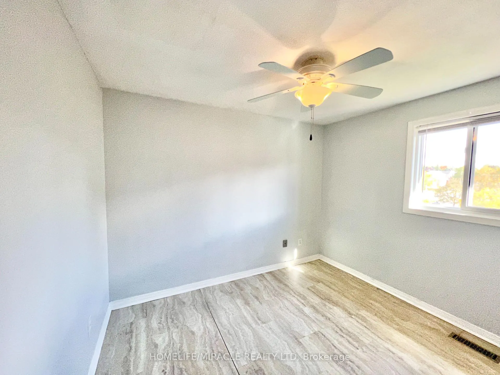 Photo 19 of Unit 1, 336 Rolling Meadows Drive, Kitchener — HOMEH