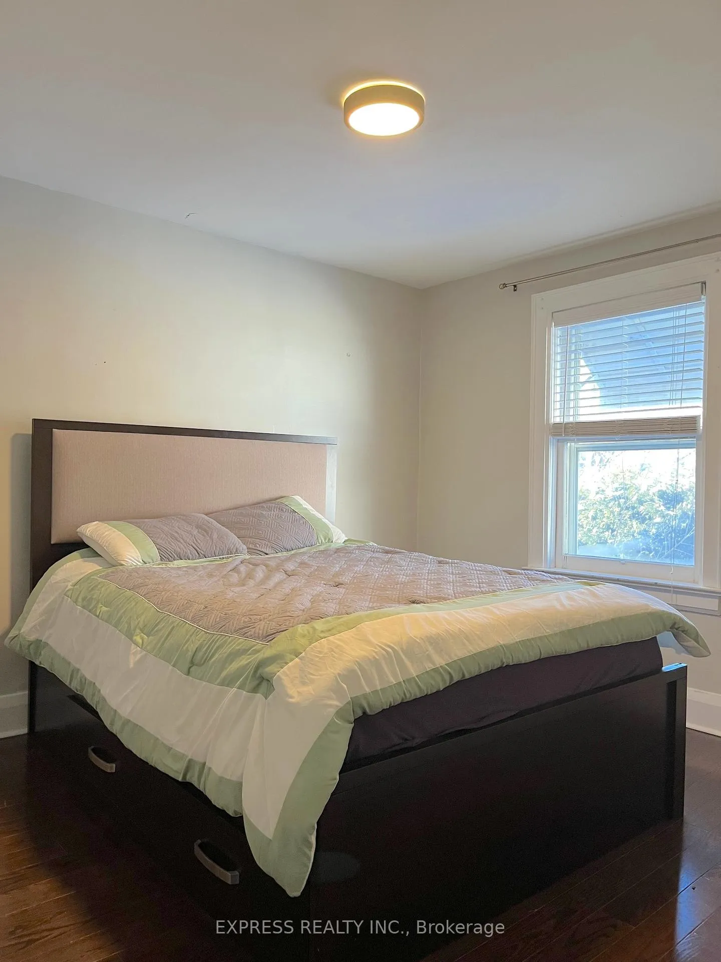 Photo 11 of 124 Banff Road, Toronto, Mount Pleasant East — HOMEH