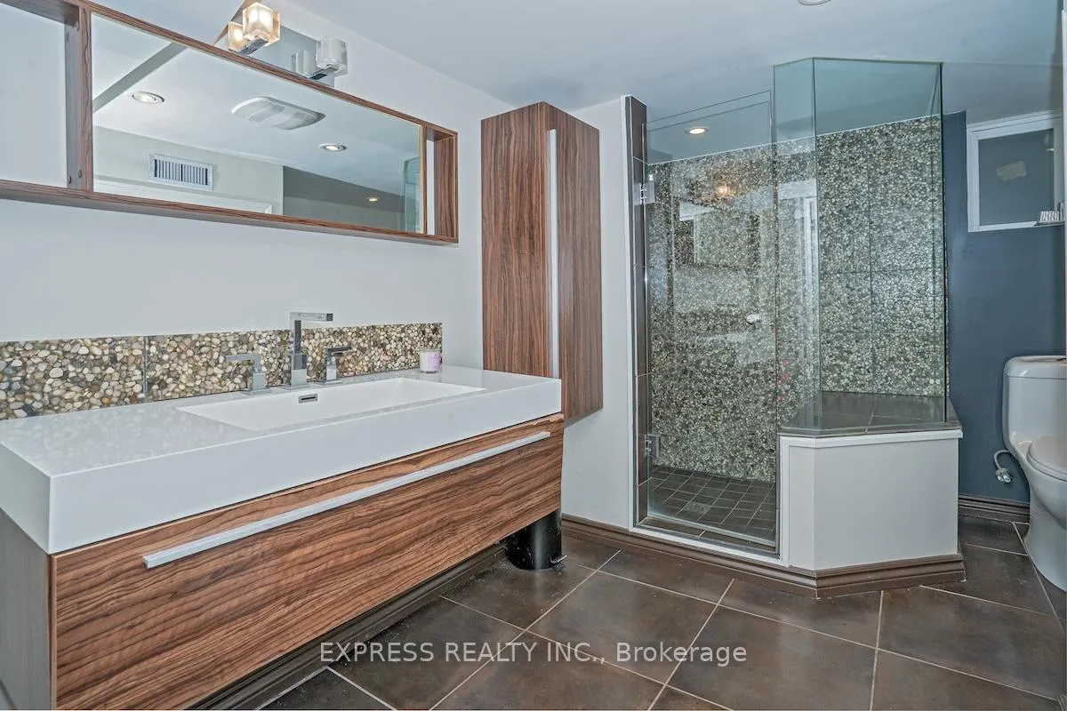 Photo 14 of 124 Banff Road, Toronto, Mount Pleasant East — HOMEH