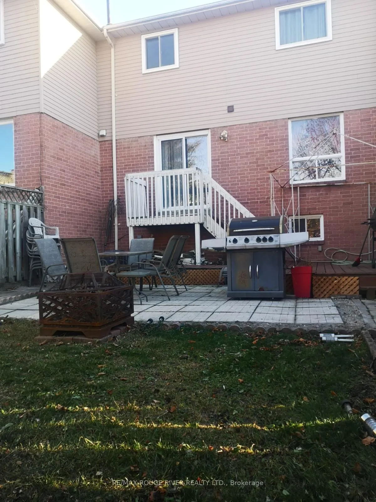 Photo 10 of 80 Wright Crescent, Ajax, Central — HOMEH