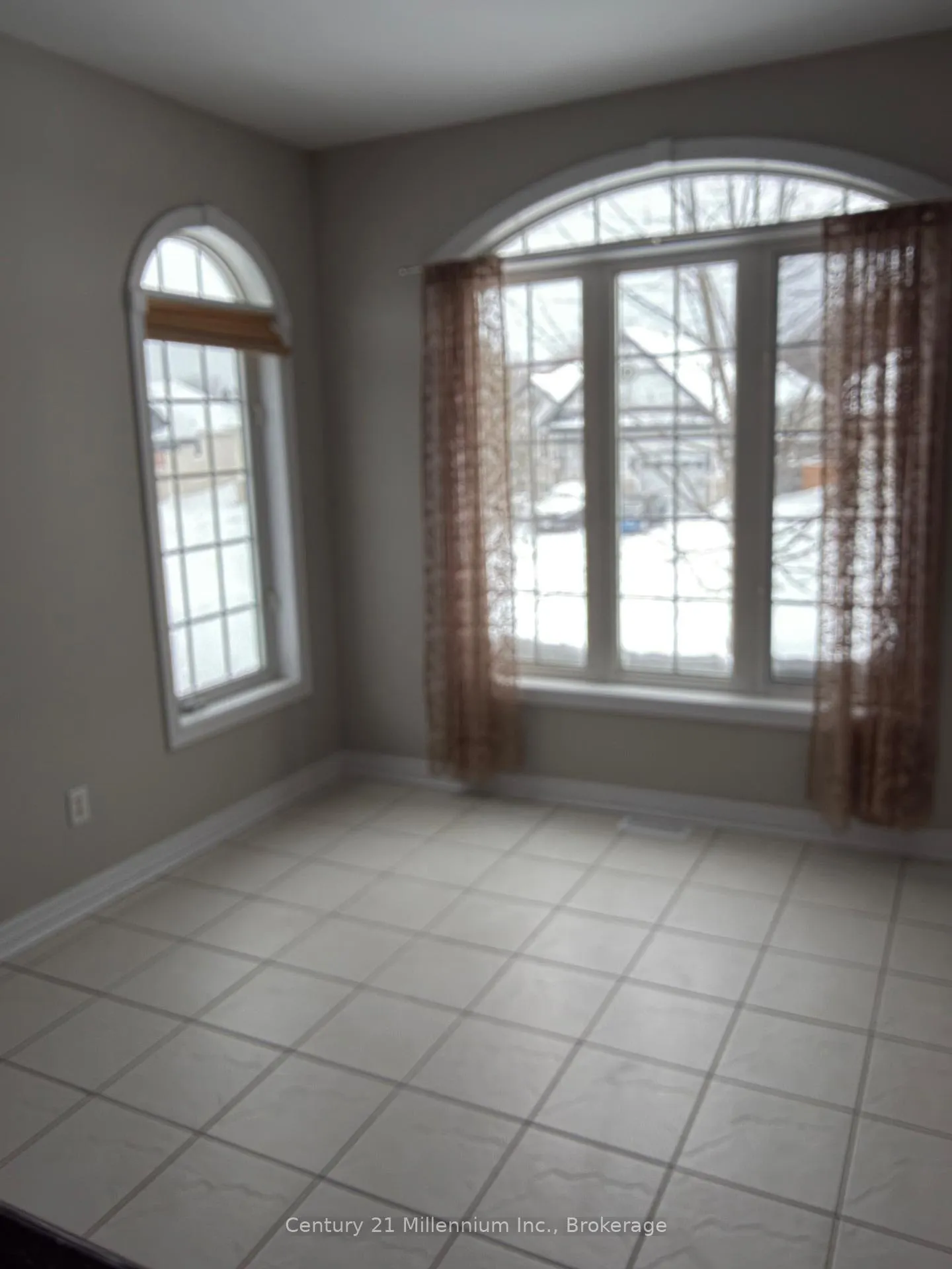 Photo 6 of 170 41st Street, Wasaga Beach — HOMEH