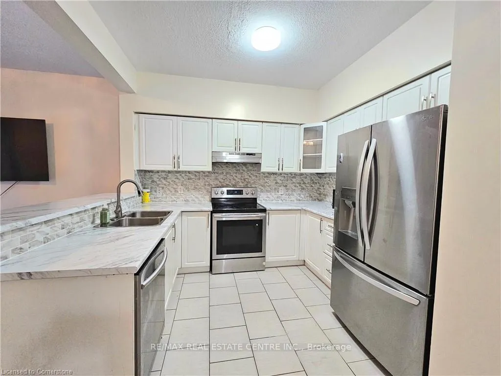 Photo 6 of Unit 19, 9 Hampton Brook Way, Hamilton, Mount Hope — HOMEH
