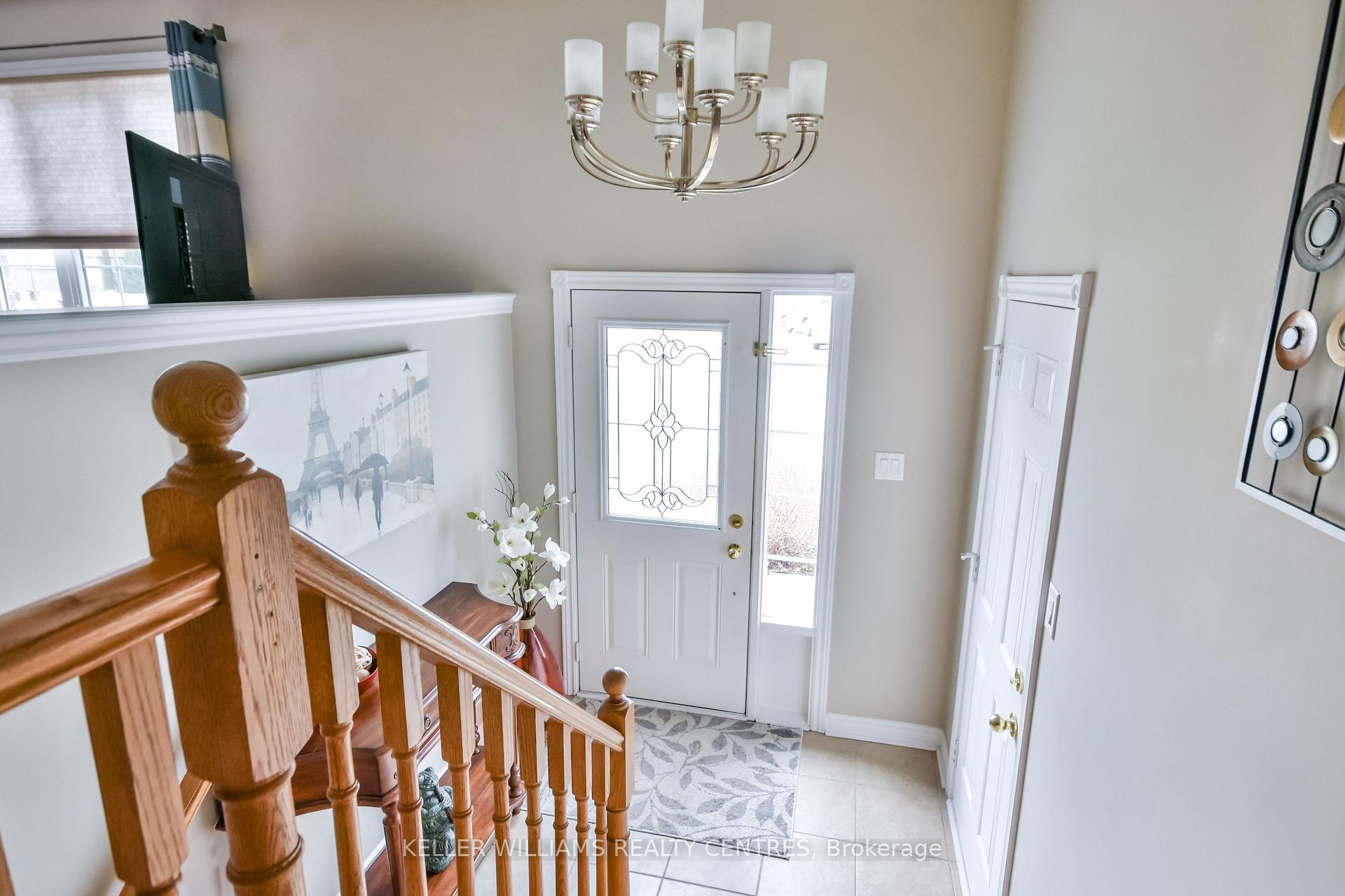 Photo 4 of 218 Lamont Court, Clearview, Stayner — HOMEH