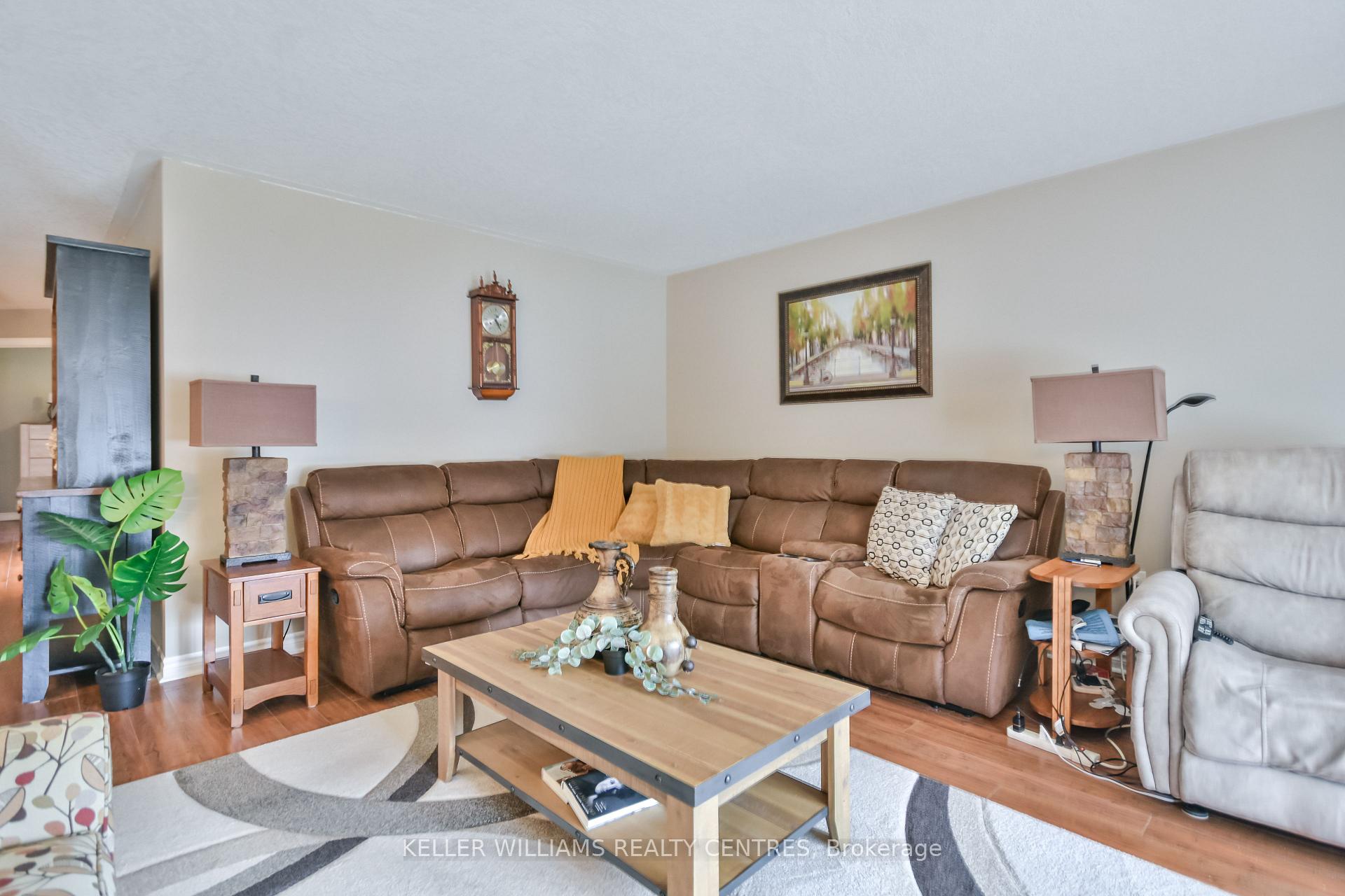 Photo 12 of 218 Lamont Court, Clearview, Stayner — HOMEH