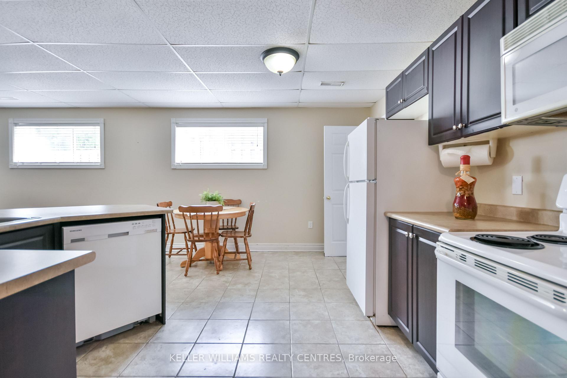 Photo 35 of 218 Lamont Court, Clearview, Stayner — HOMEH