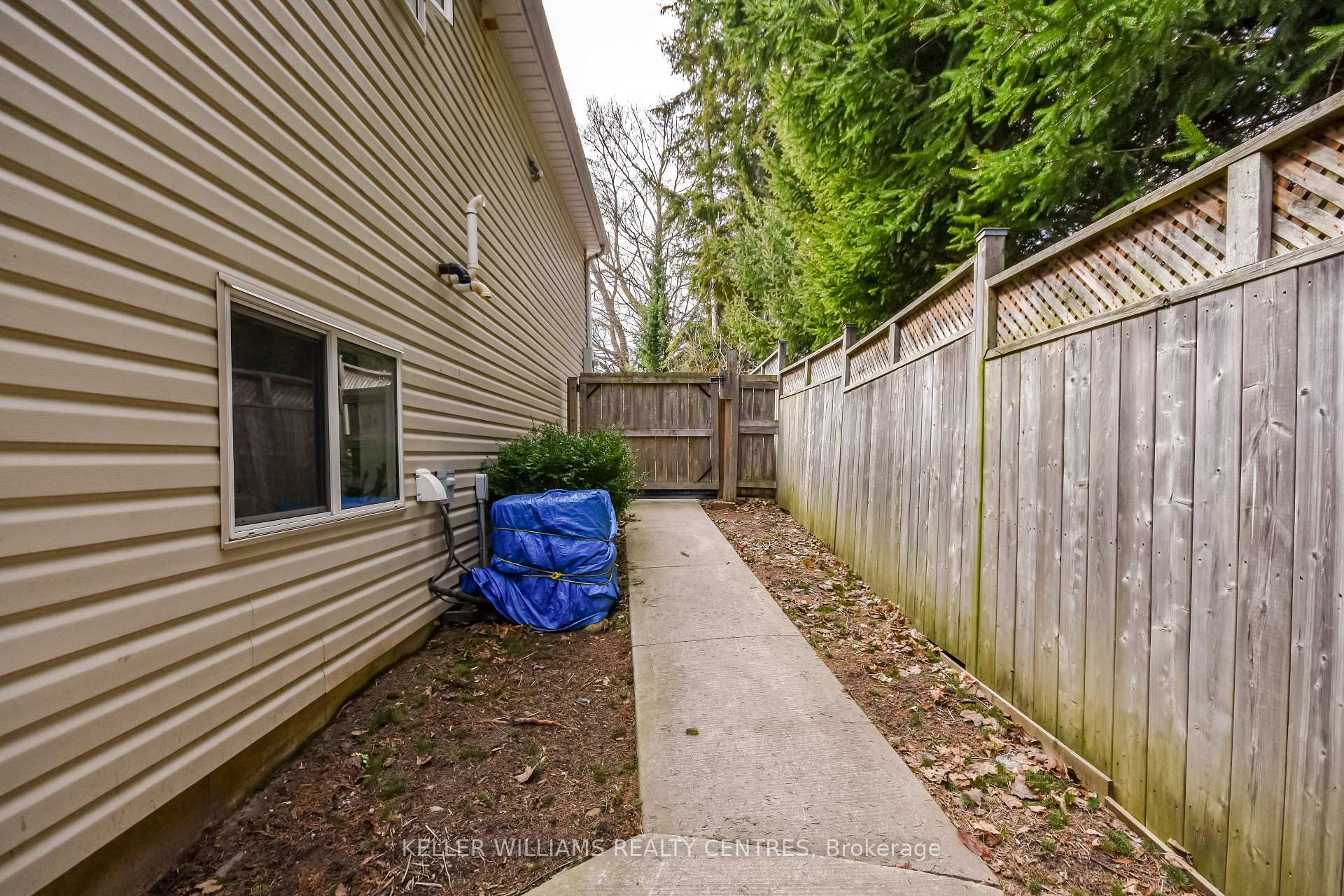 Photo 45 of 218 Lamont Court, Clearview, Stayner — HOMEH