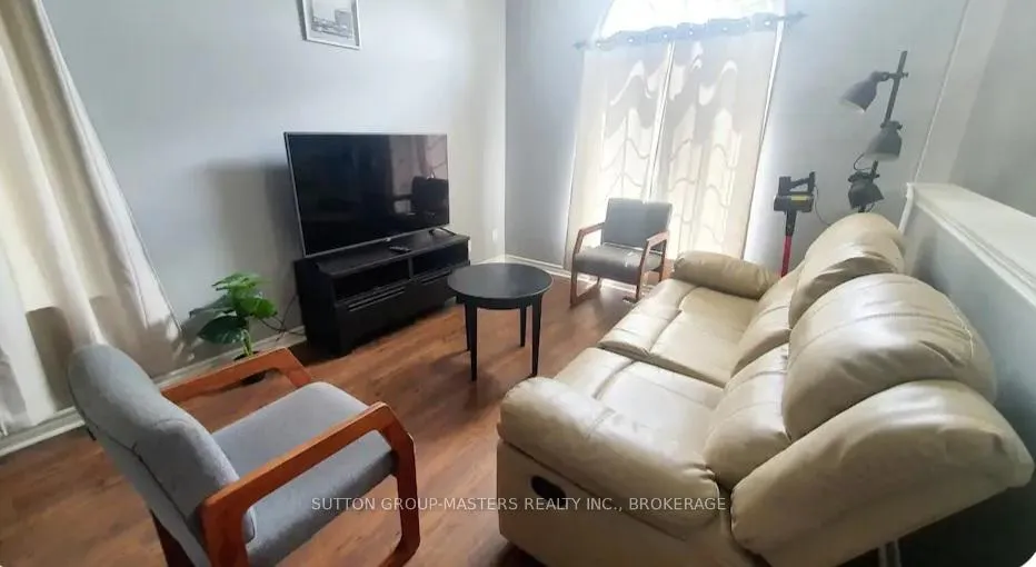 Photo 5 of 532 Magnolia Drive, Kingston, Kingston East (Incl Barret Crt) — HOMEH