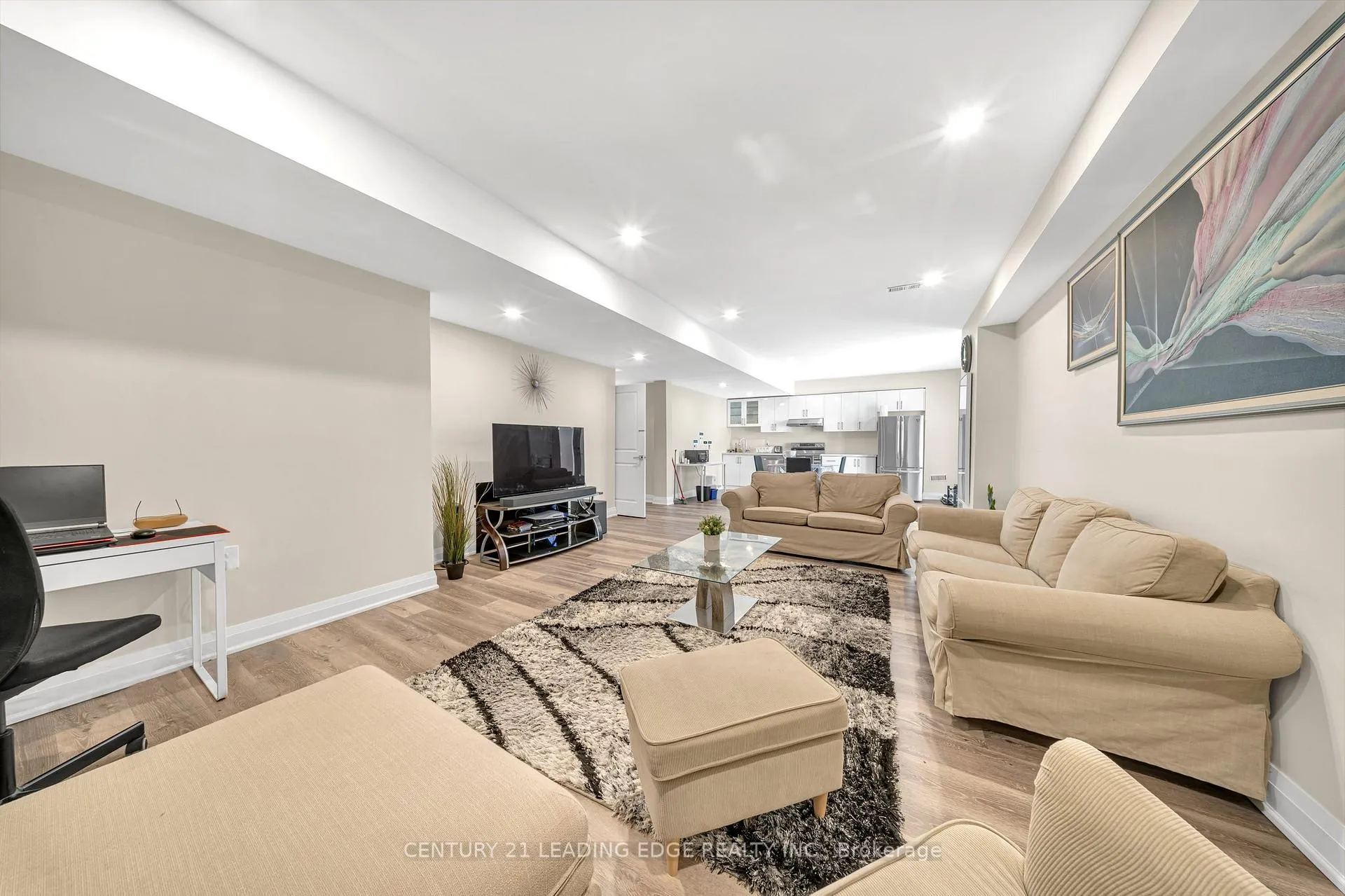 Photo 33 of 736 Hillview Crescent, Pickering, West Shore — HOMEH