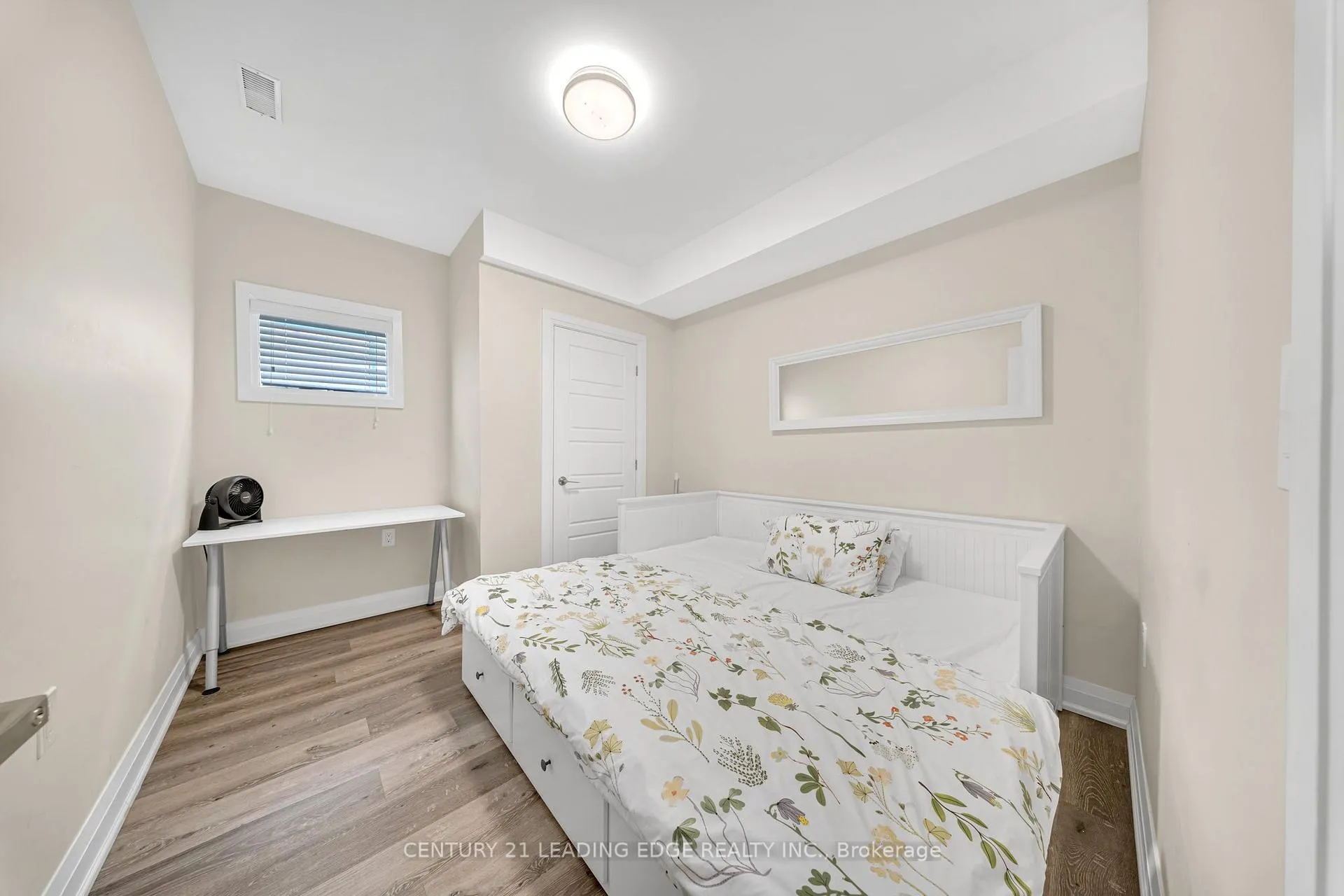 Photo 35 of 736 Hillview Crescent, Pickering, West Shore — HOMEH