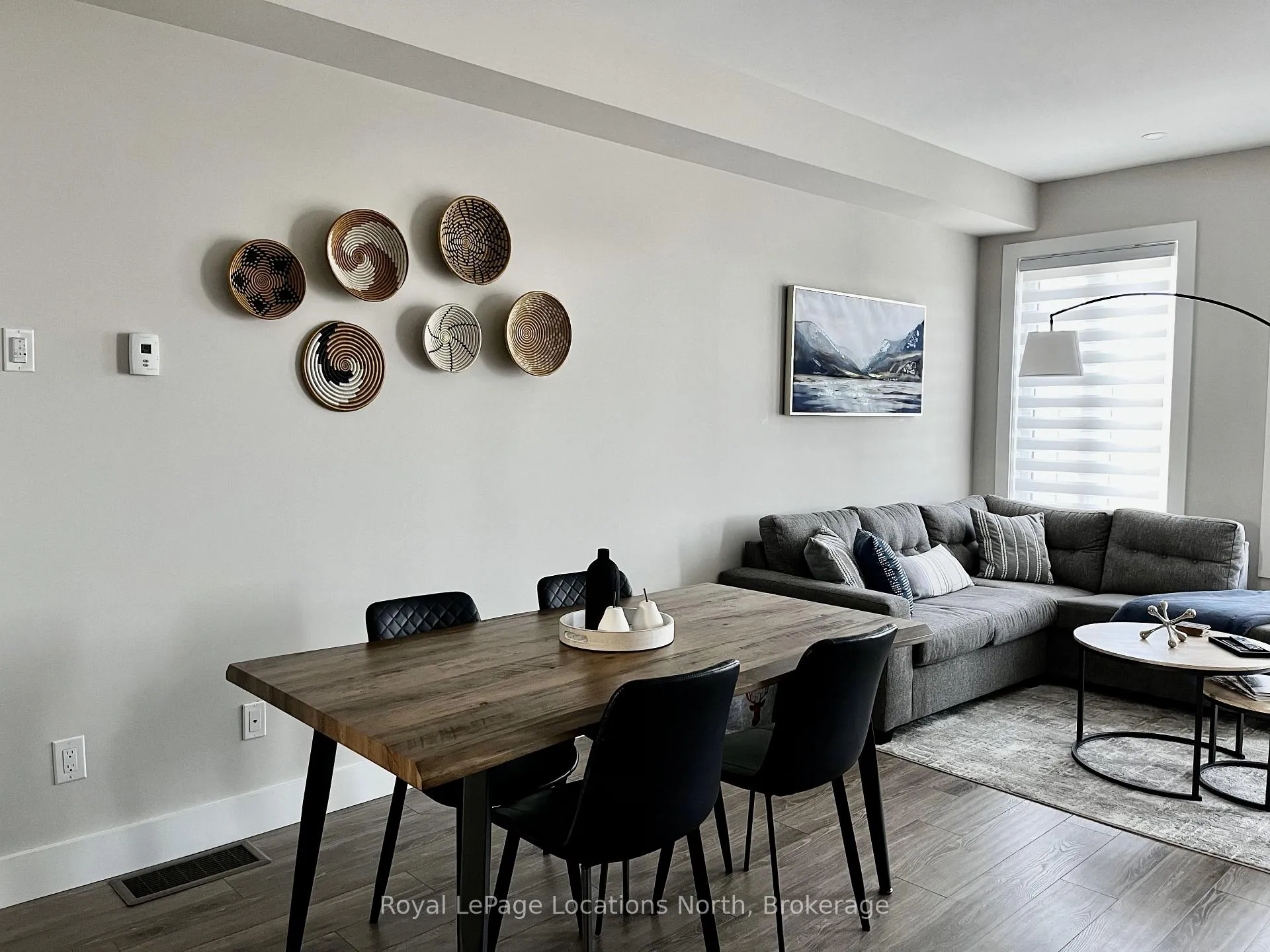 Photo 3 of 120 Black Willow Crescent, Blue Mountains — HOMEH