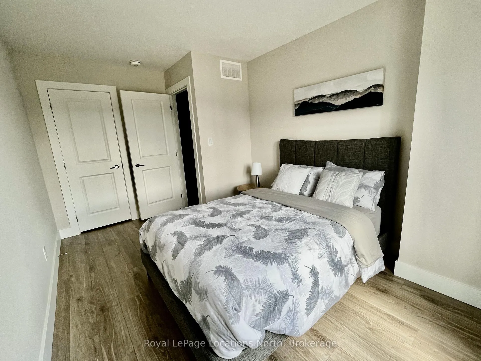 Photo 11 of 120 Black Willow Crescent, Blue Mountains — HOMEH